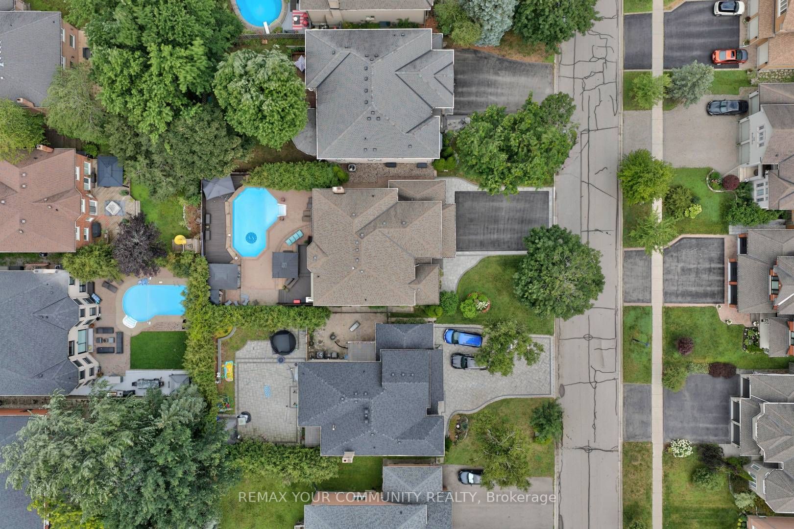 786 Exceller Circle, Newmarket 5