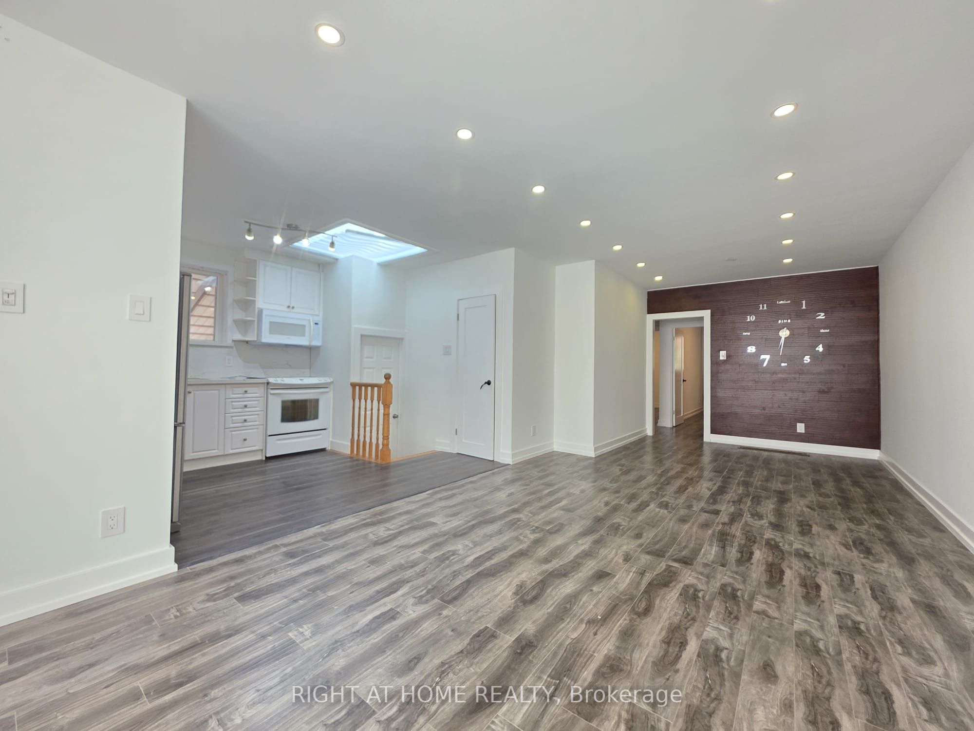 274 Mcconvey Drive, Richmond Hill 2