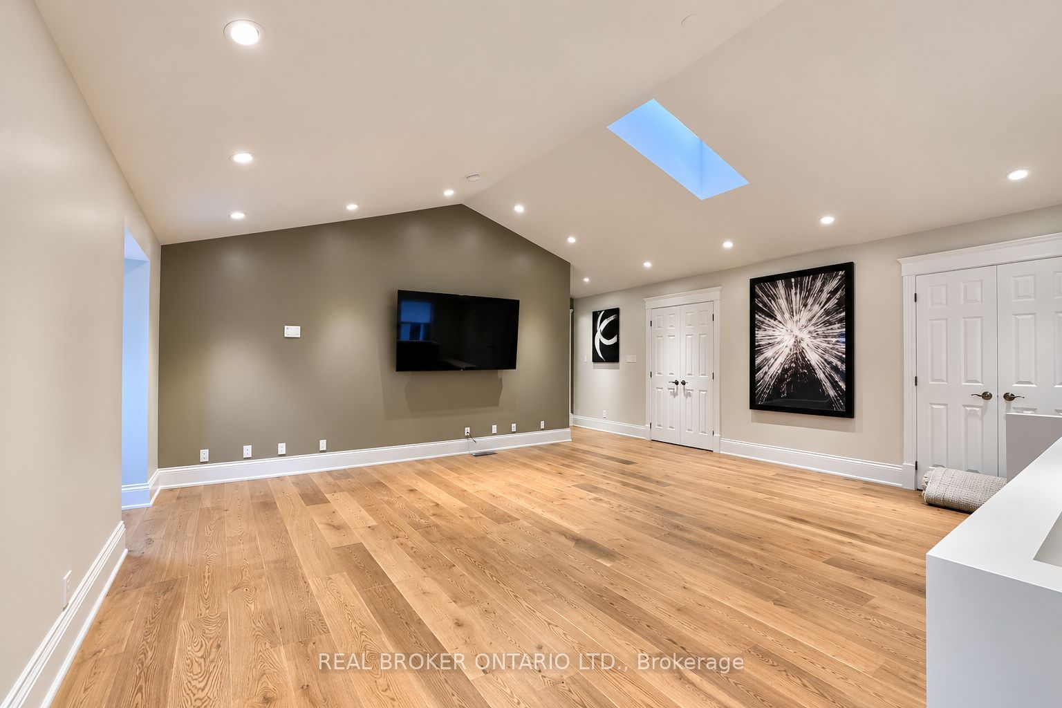 Unit Coach House - 361 Main Street N, Markham 2