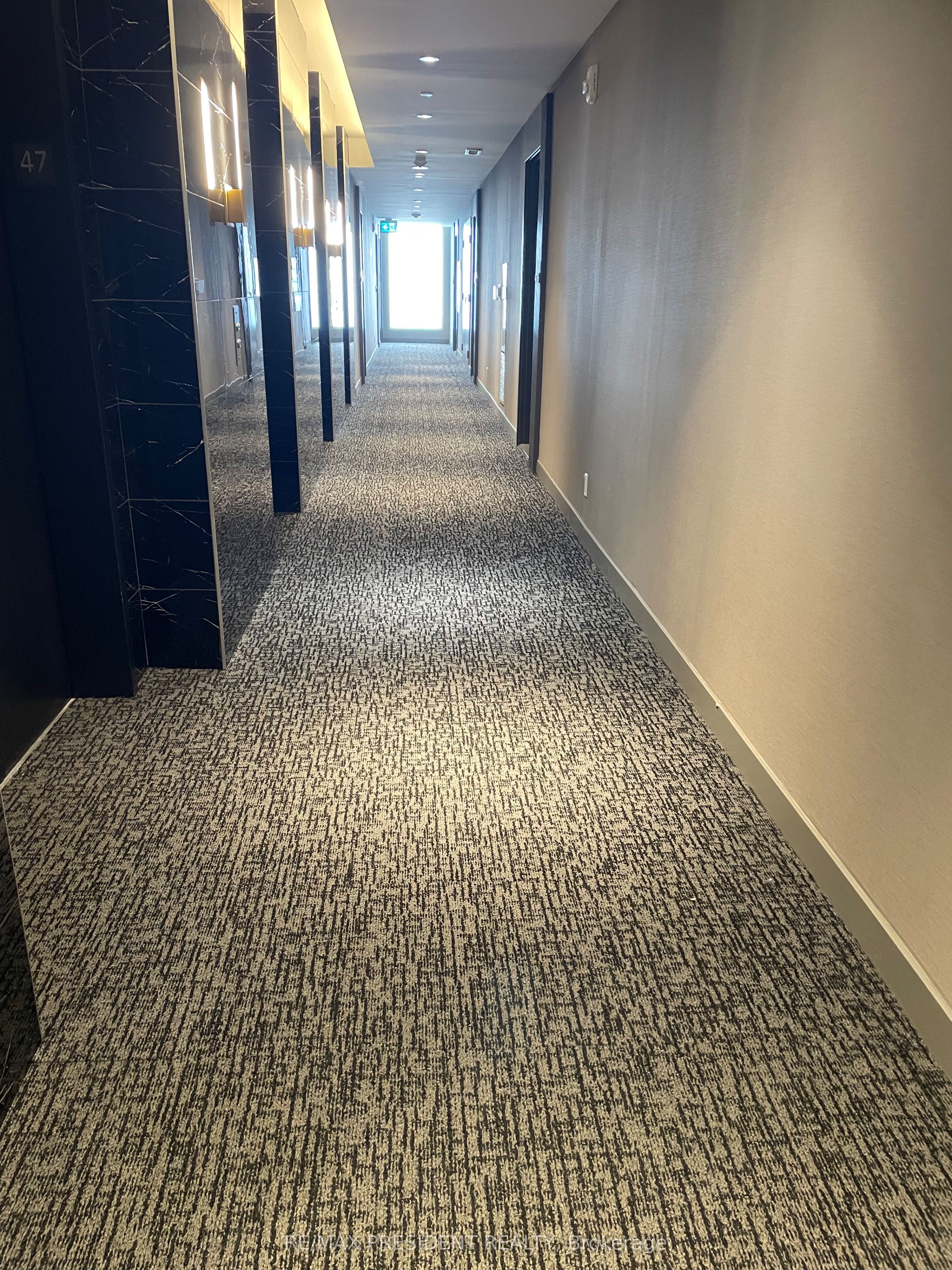 Unit 4707 - 5 BUTTERMILL Avenue, Vaughan 2