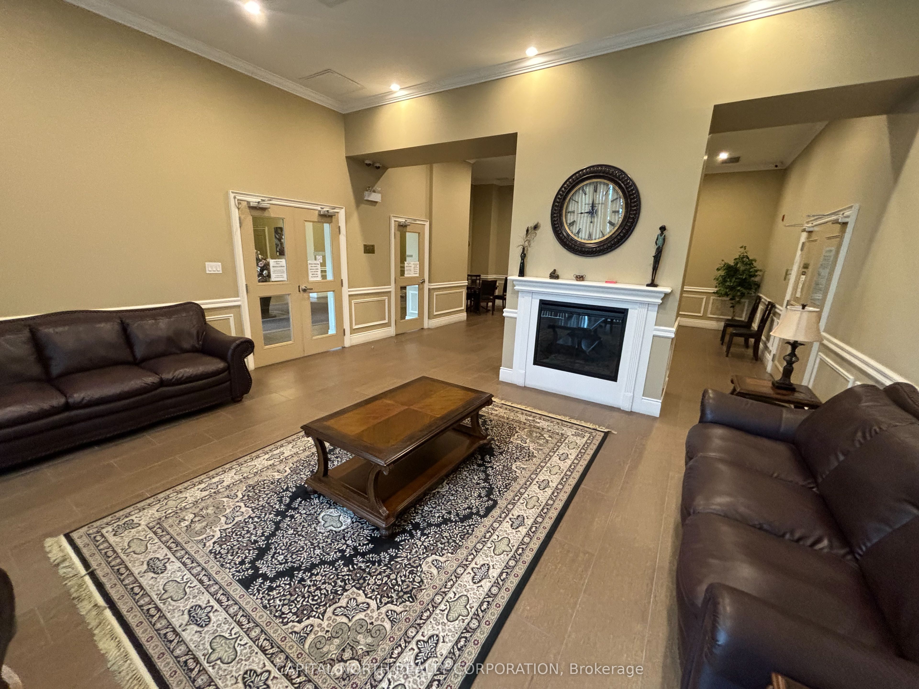 Unit 217 - 10211 Keele Street, Vaughan 4