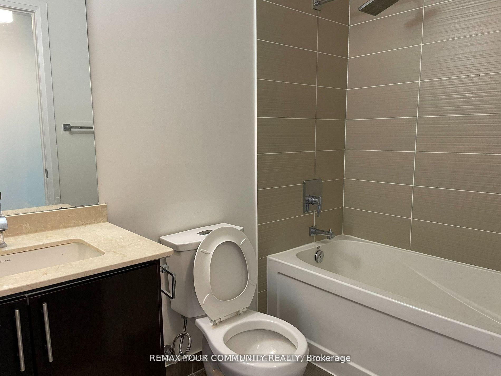 Unit 2231 - 7161 YONGE Street, Markham 2
