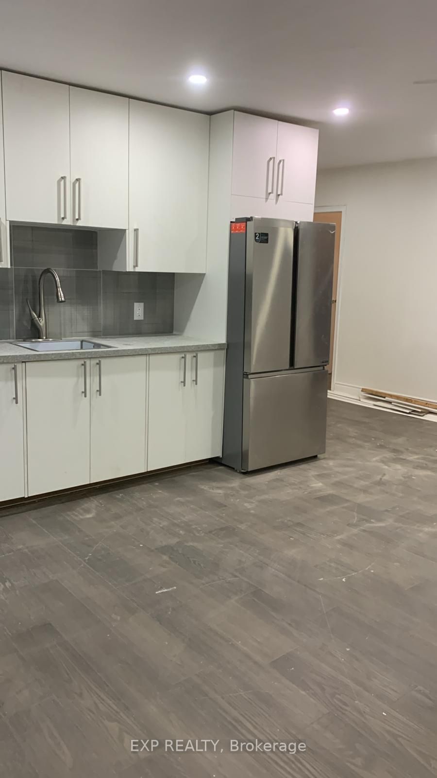 Unit 201 - 20473 Highway 48, East Gwillimbury 2