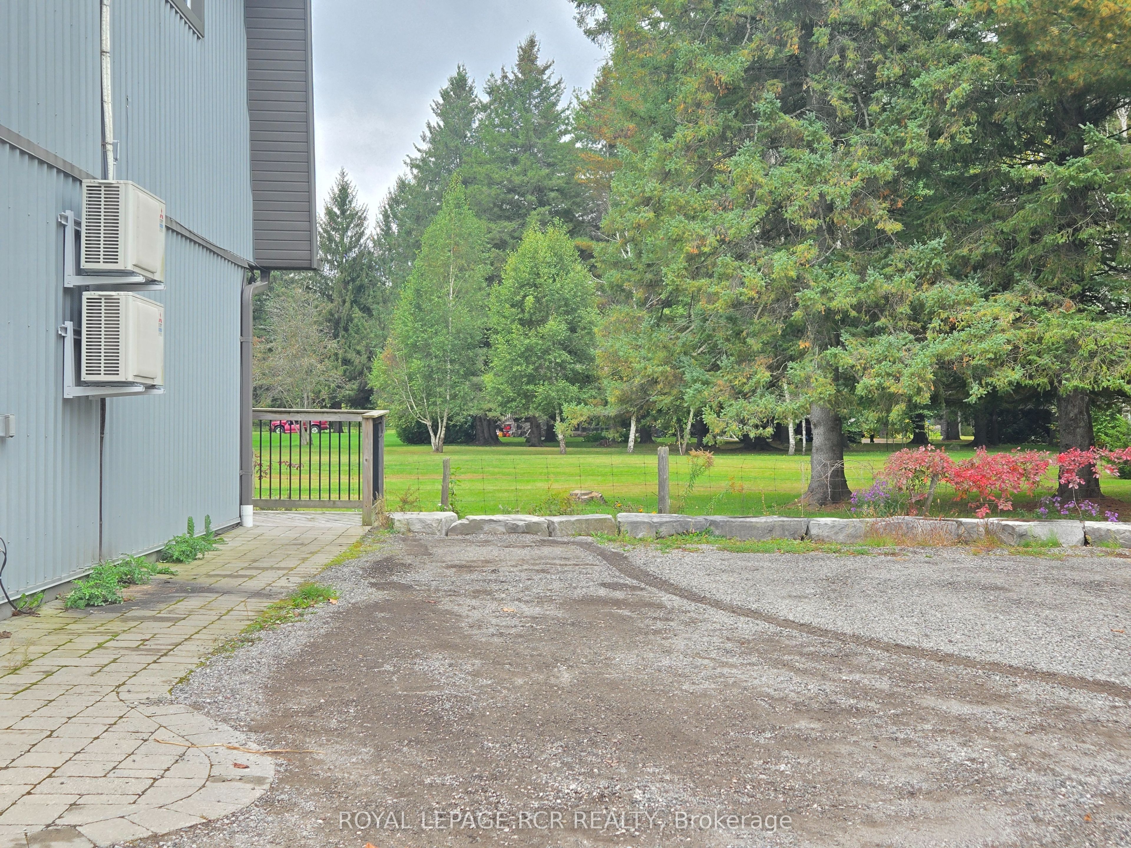 2-341 Queensville Side Road, East Gwillimbury 2