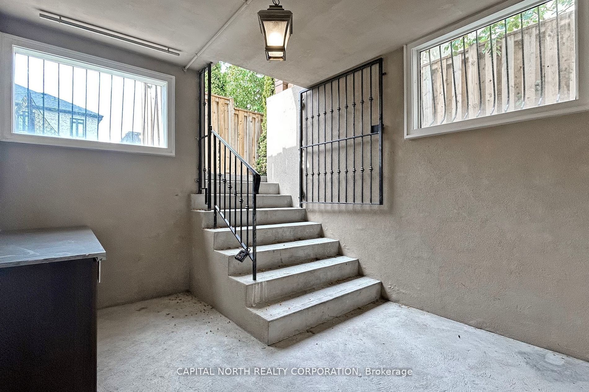 Unit Basement - 54 Winchester Lane, Richmond Hill 4