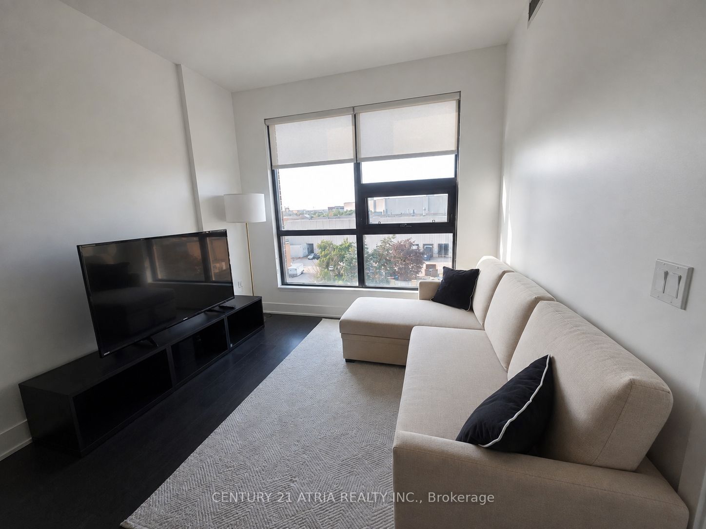 Unit 420 - 2908 Highway 7, Vaughan 4