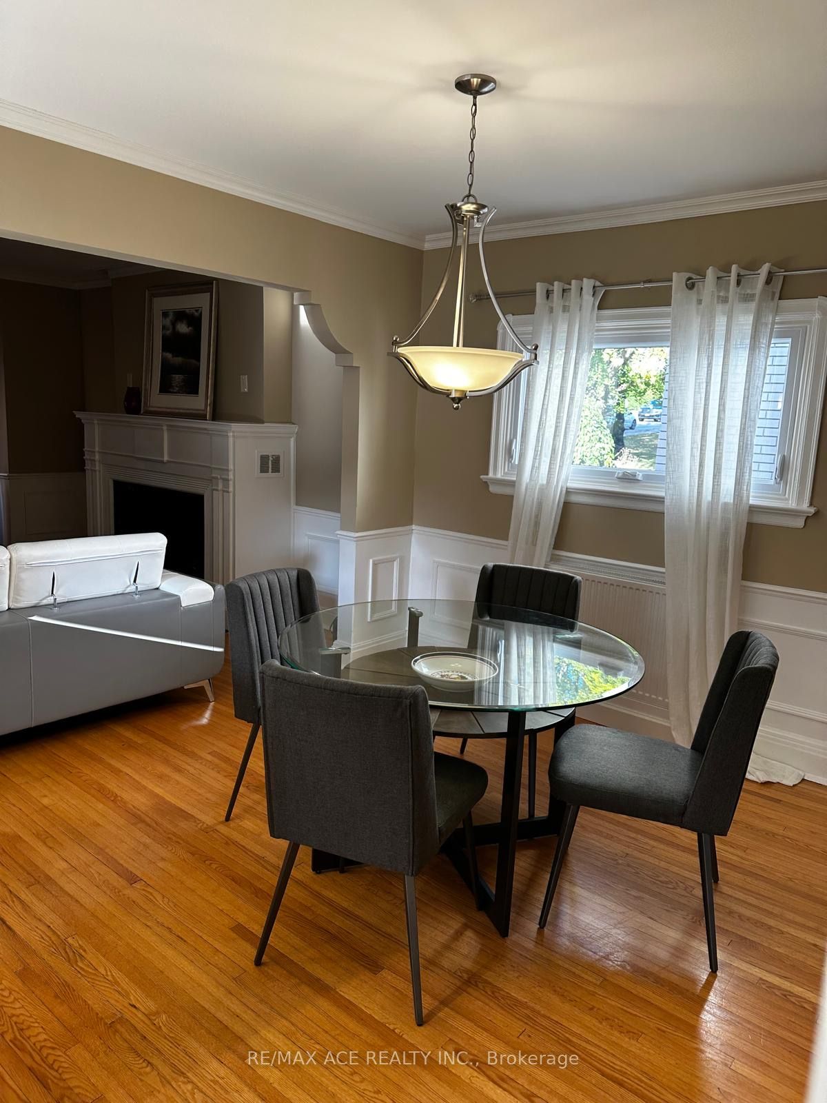 Unit Main - 664 Gorham Street, Newmarket 2