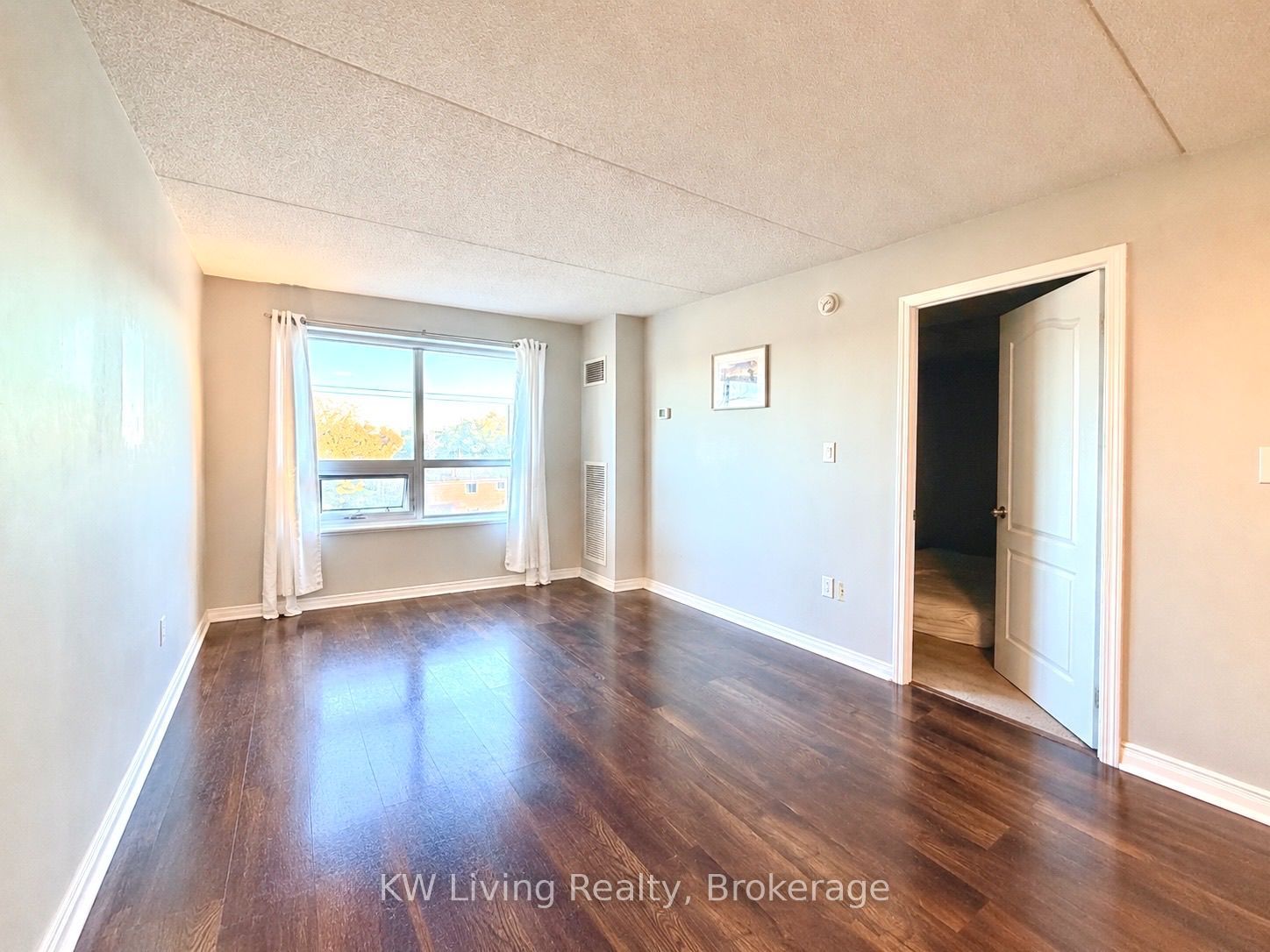 Unit 505 - 4600 Steeles Avenue E, Markham 4