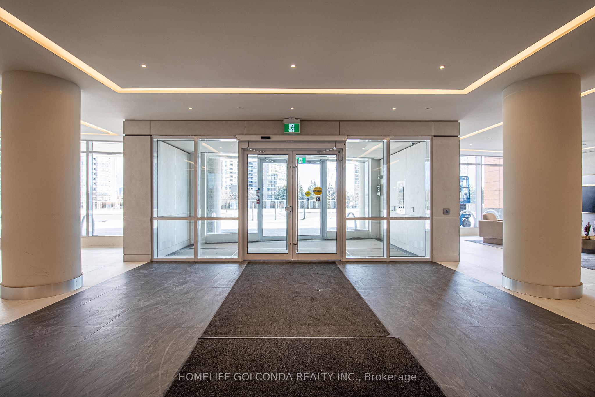 Unit 2507 - 30 upper mall Way, Vaughan 3