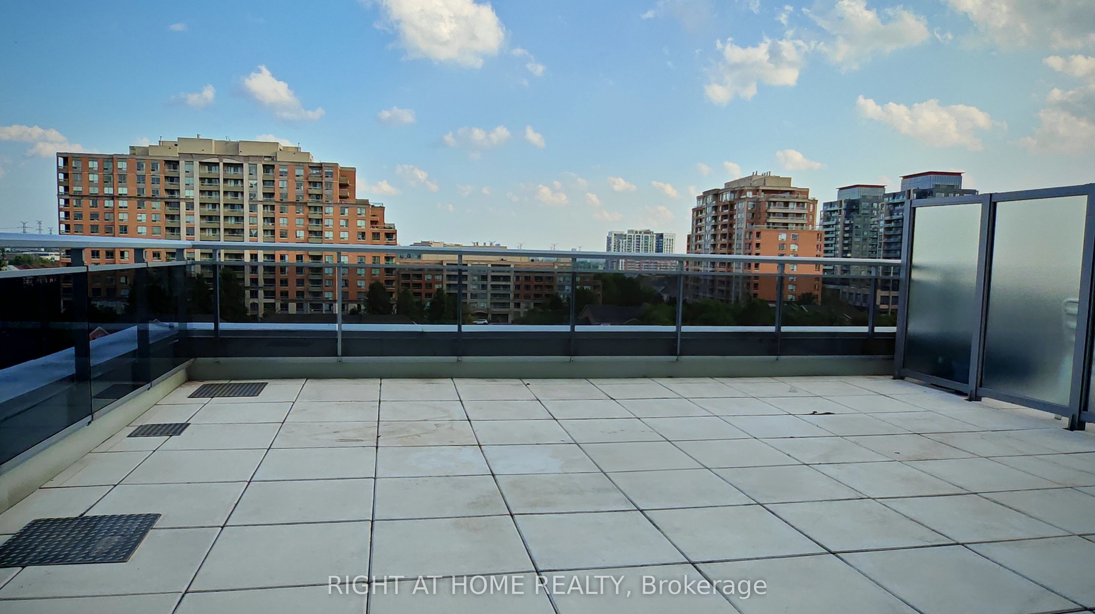 Unit 715 - 9199 Yonge Street, Richmond Hill 2