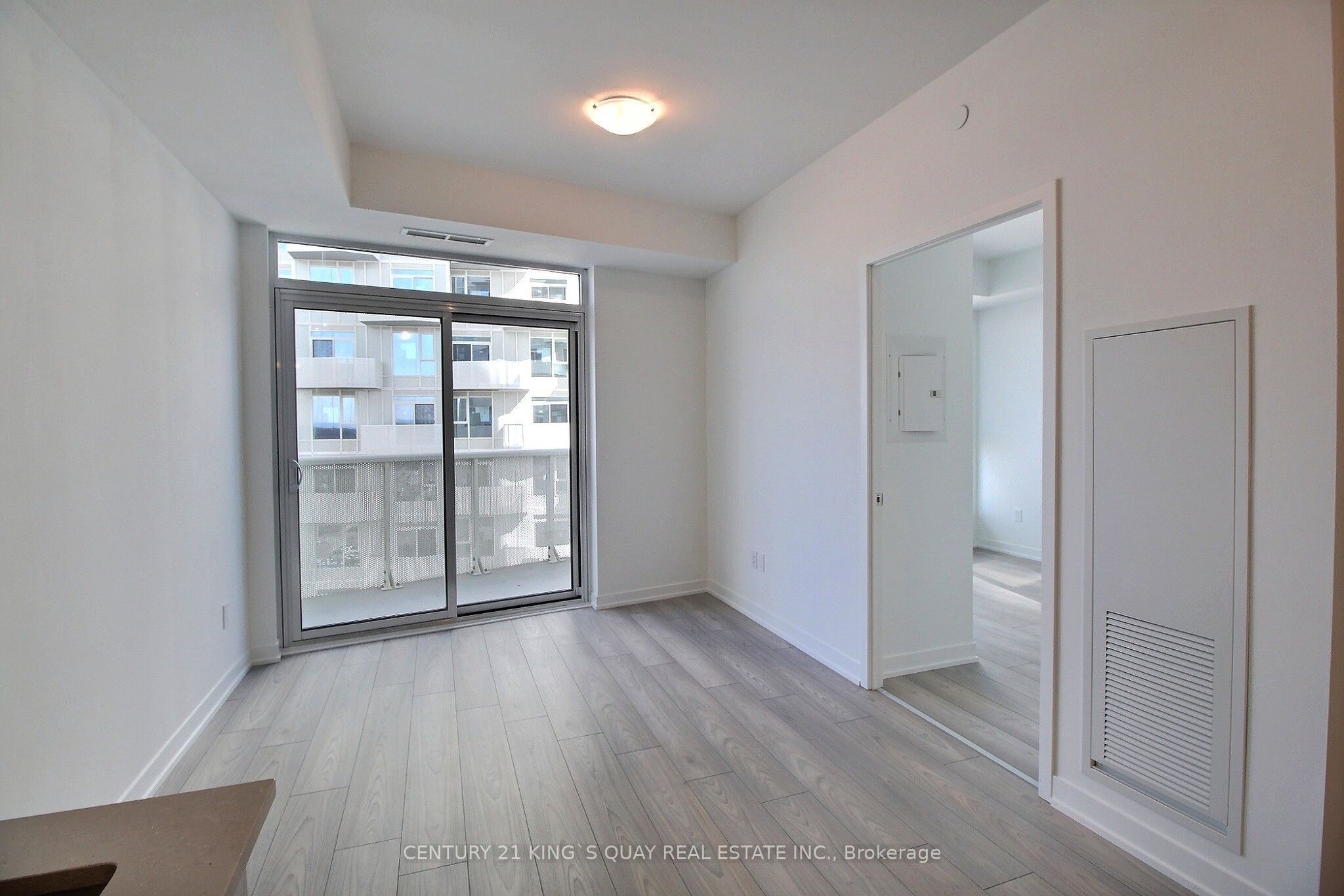 Unit 1416 - 10 Abeja Street, Vaughan 3