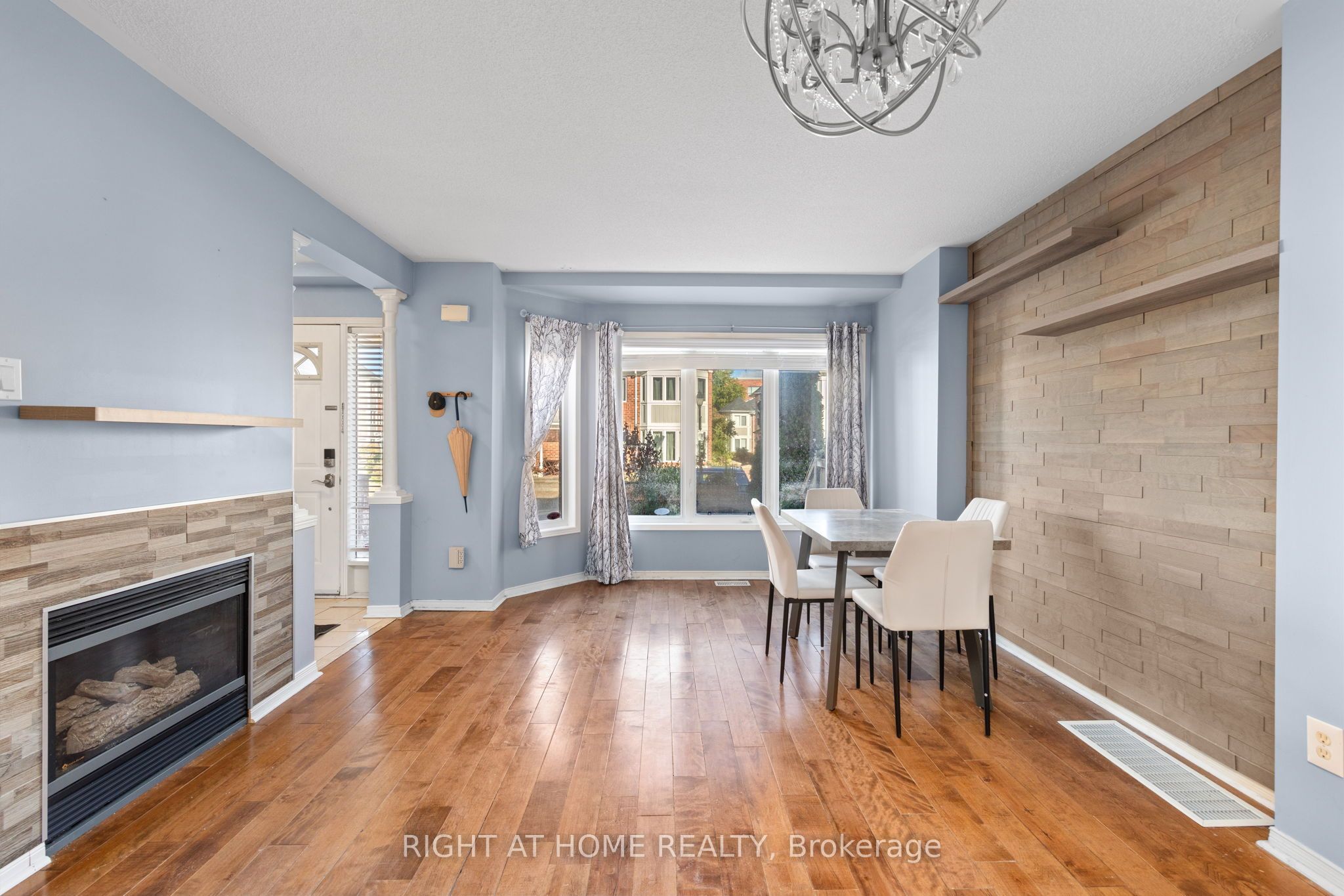 Unit 176 - 18 Clark Avenue W, Vaughan 5