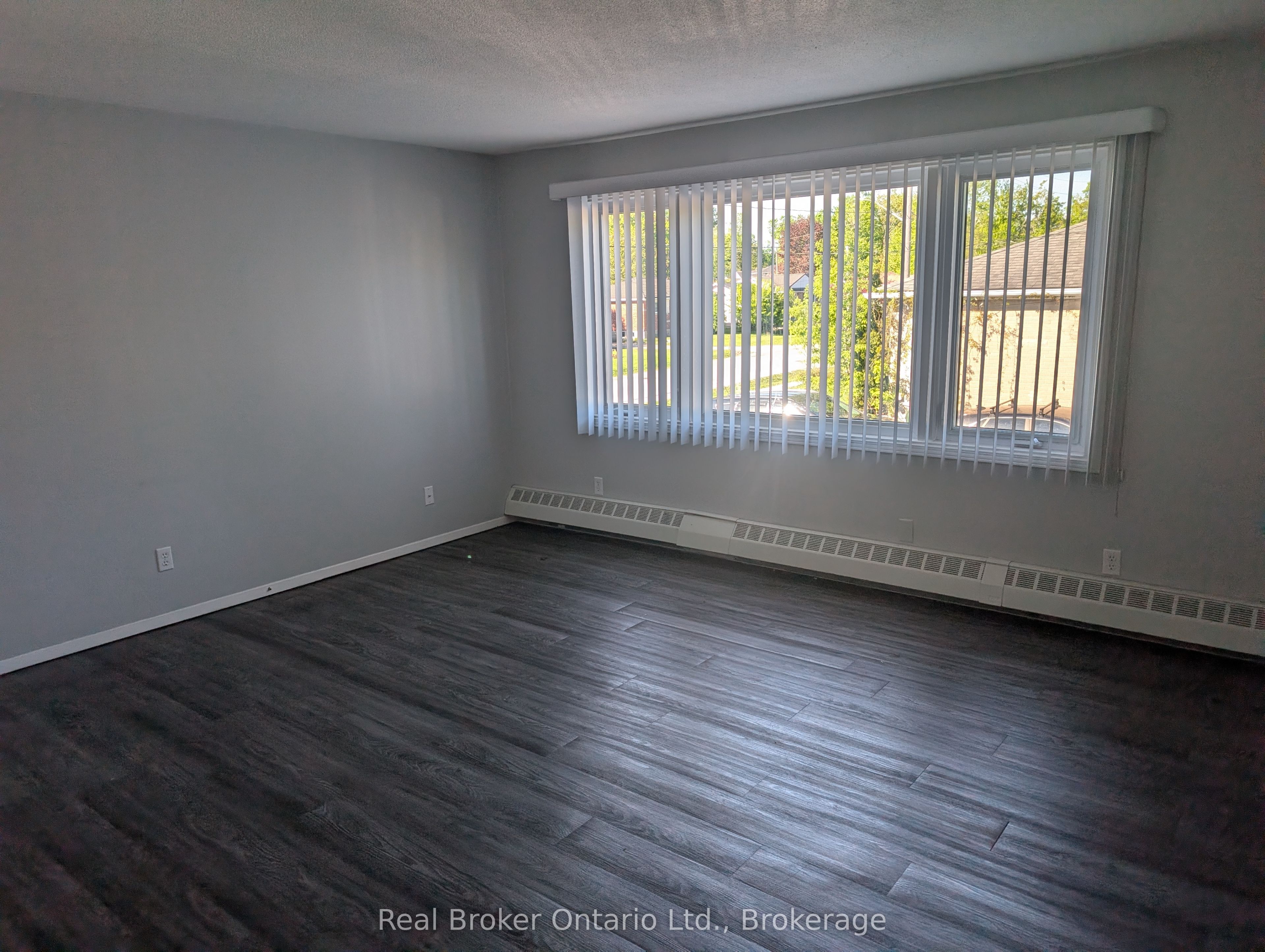 Unit 7 - 301 West Street N, Orillia 2