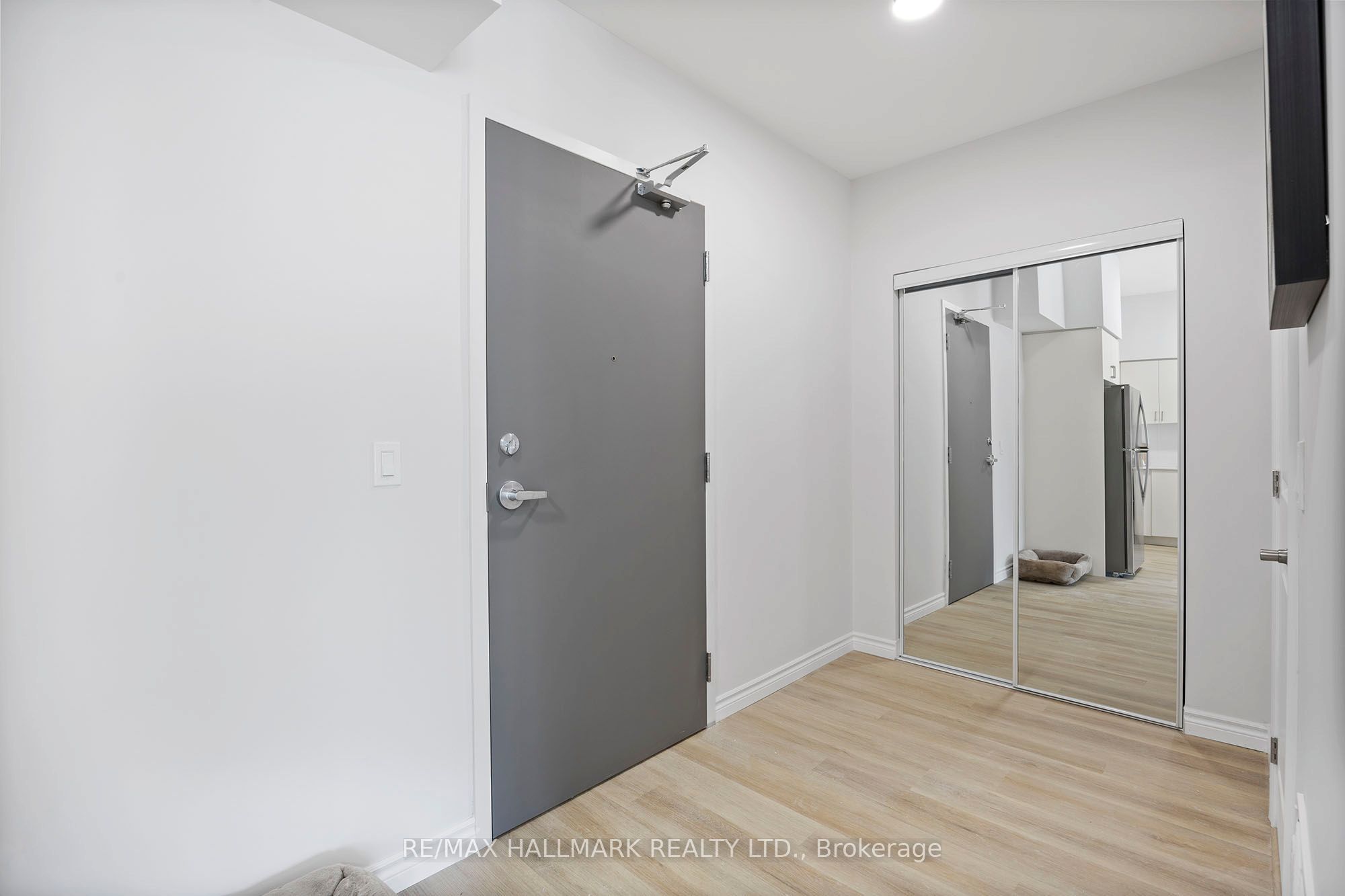 Unit 506 - 70 Dean Avenue, Barrie 2