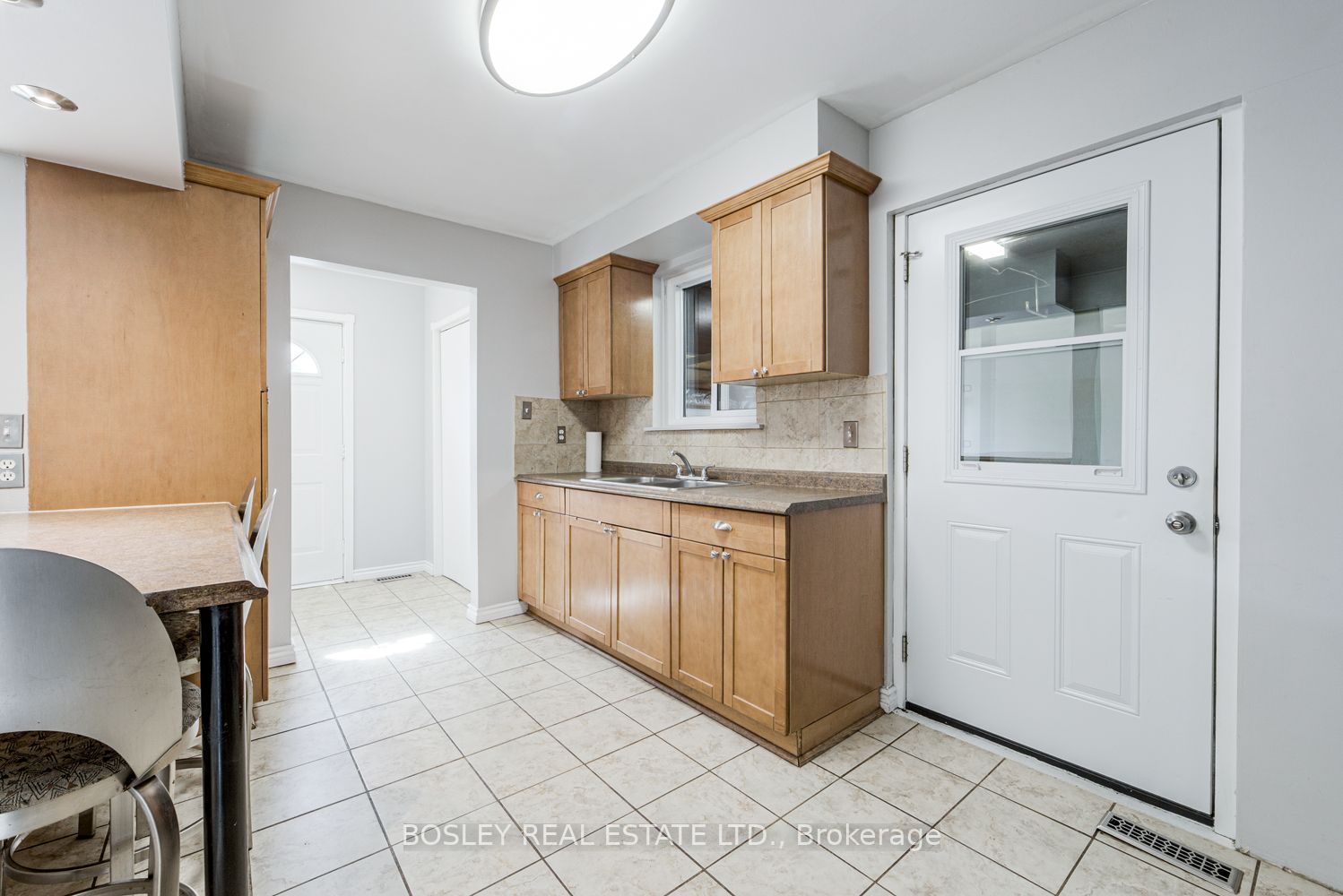 46 Austen Lane, Barrie 5