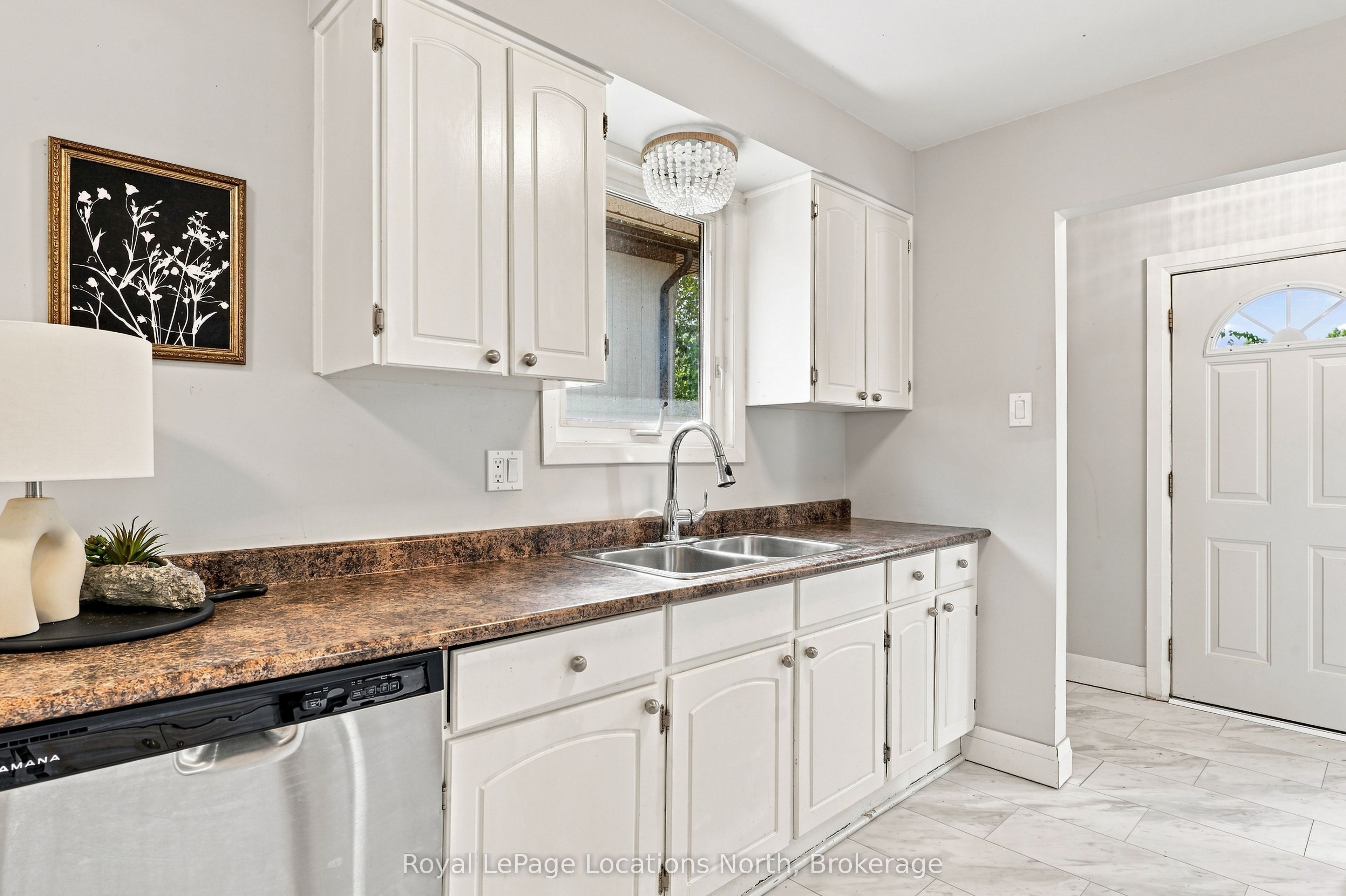 32 Courtice Crescent, Collingwood 4