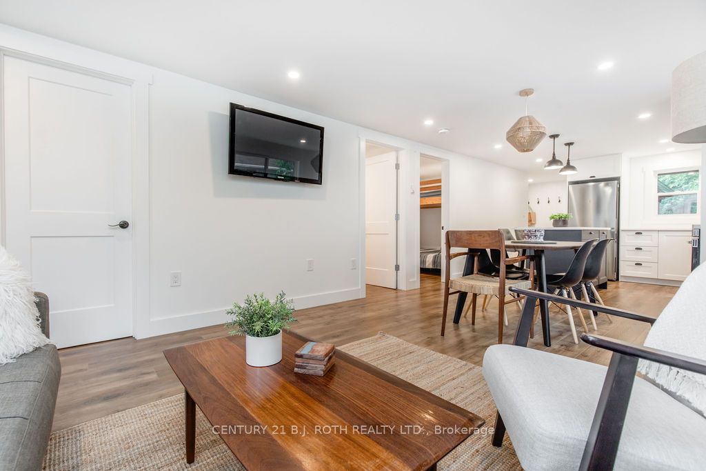 12 Domar Road, Tiny 4