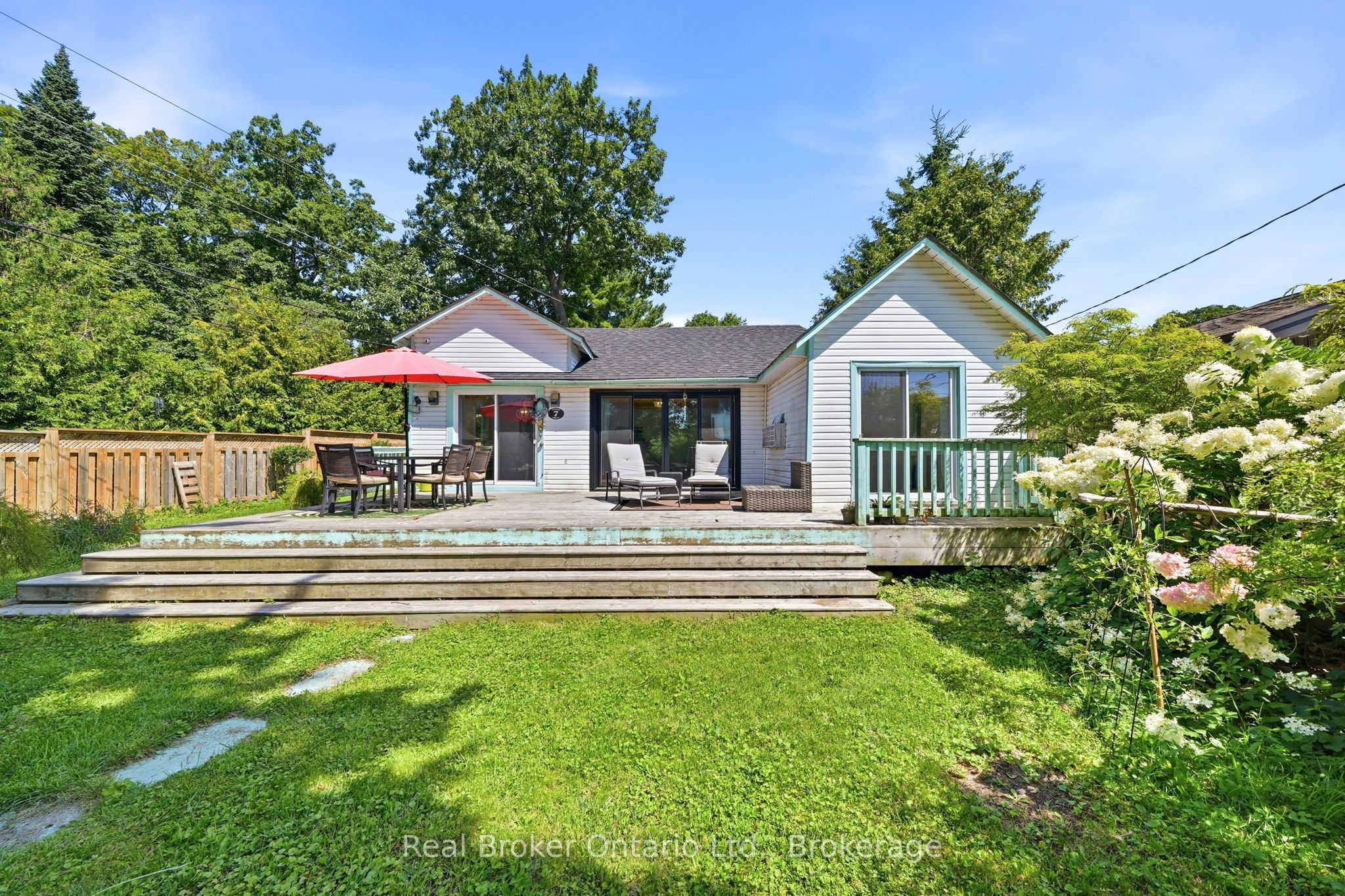 7 Oliver Drive, Tiny 1