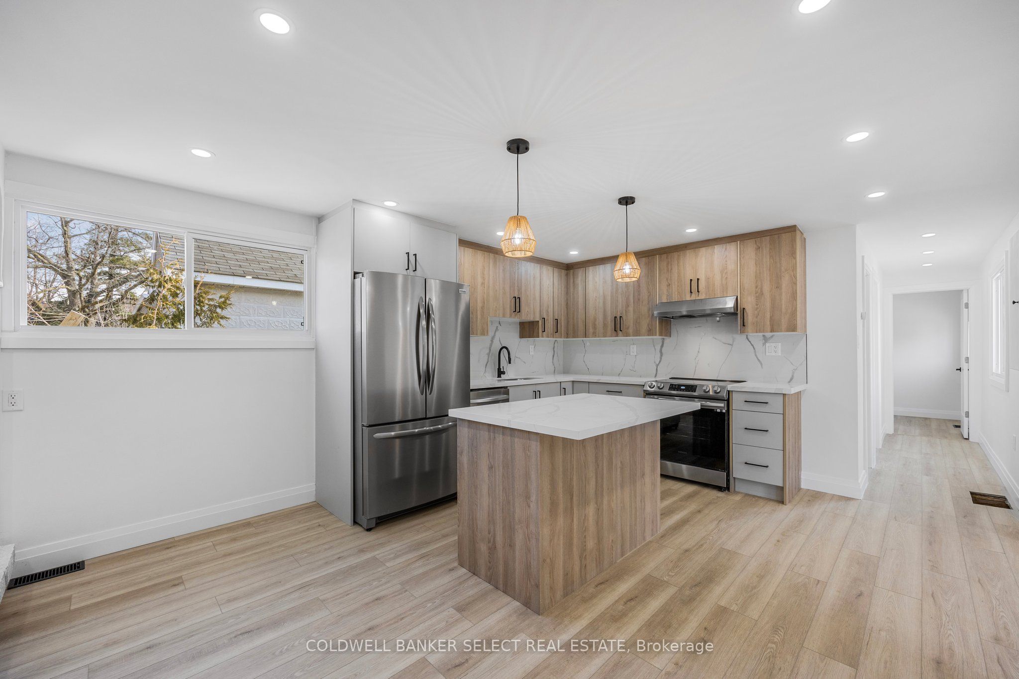 Unit Unit 2 - 338 Old Mosley Street, Wasaga Beach 4