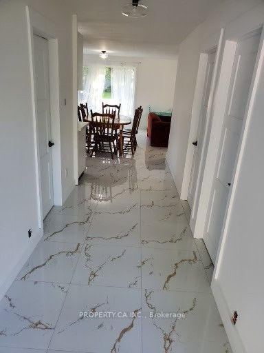 39 Lake Avenue, Ramara 3