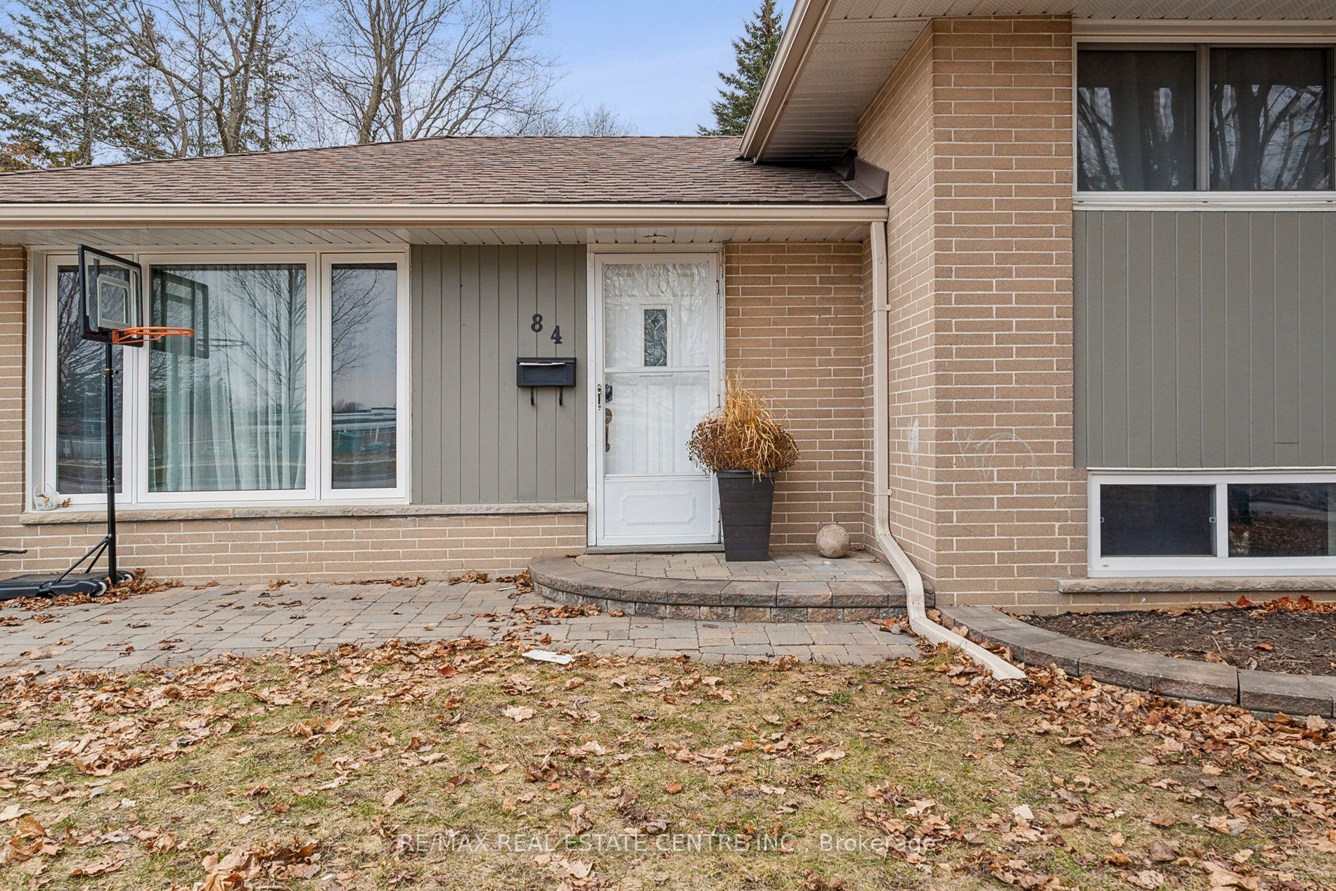 84 Rose St, Barrie, Ontario L4M2T2 Sold History HouseSigma