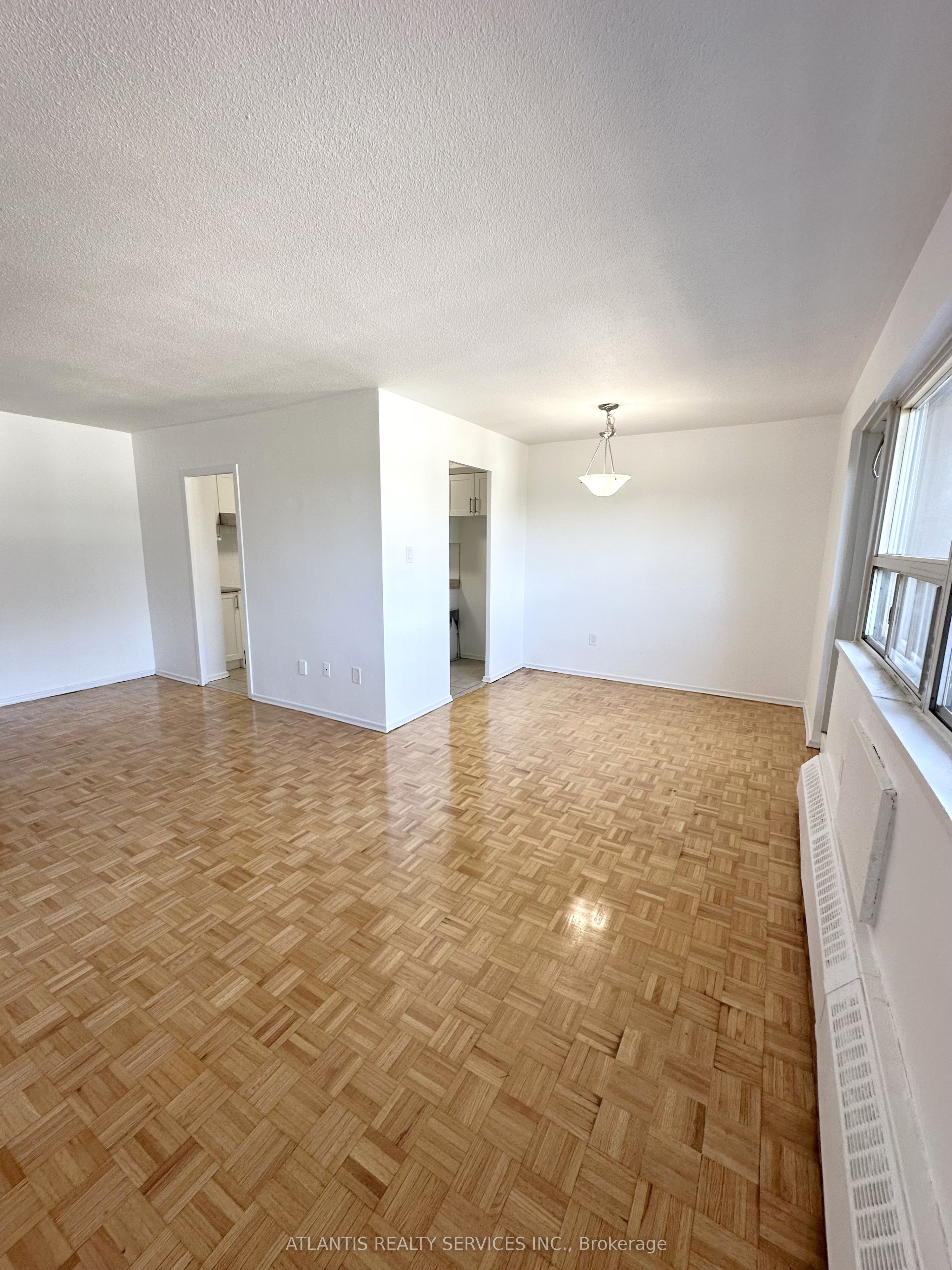 Unit 408 - 50 East Street, Oakville 3