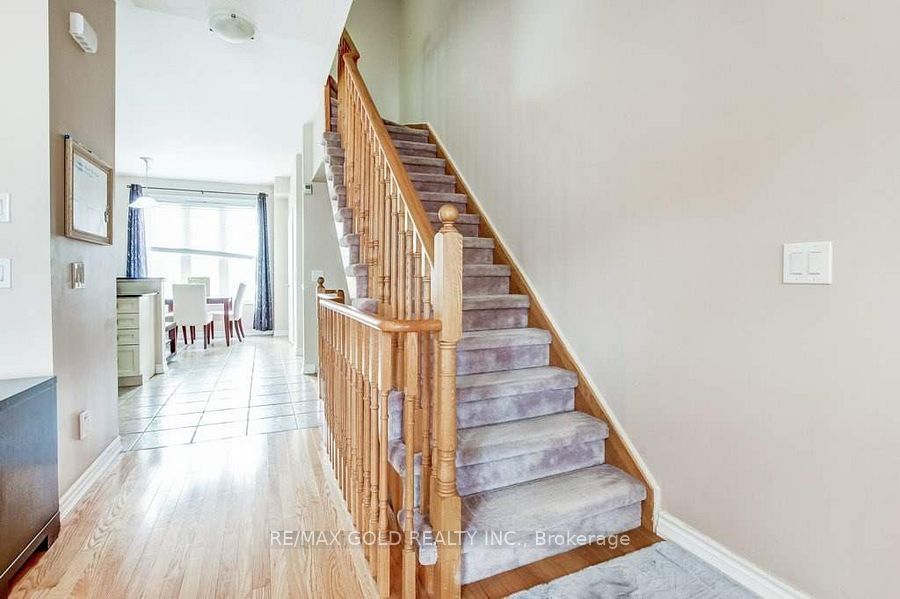6 Cailiff Street, Brampton 5