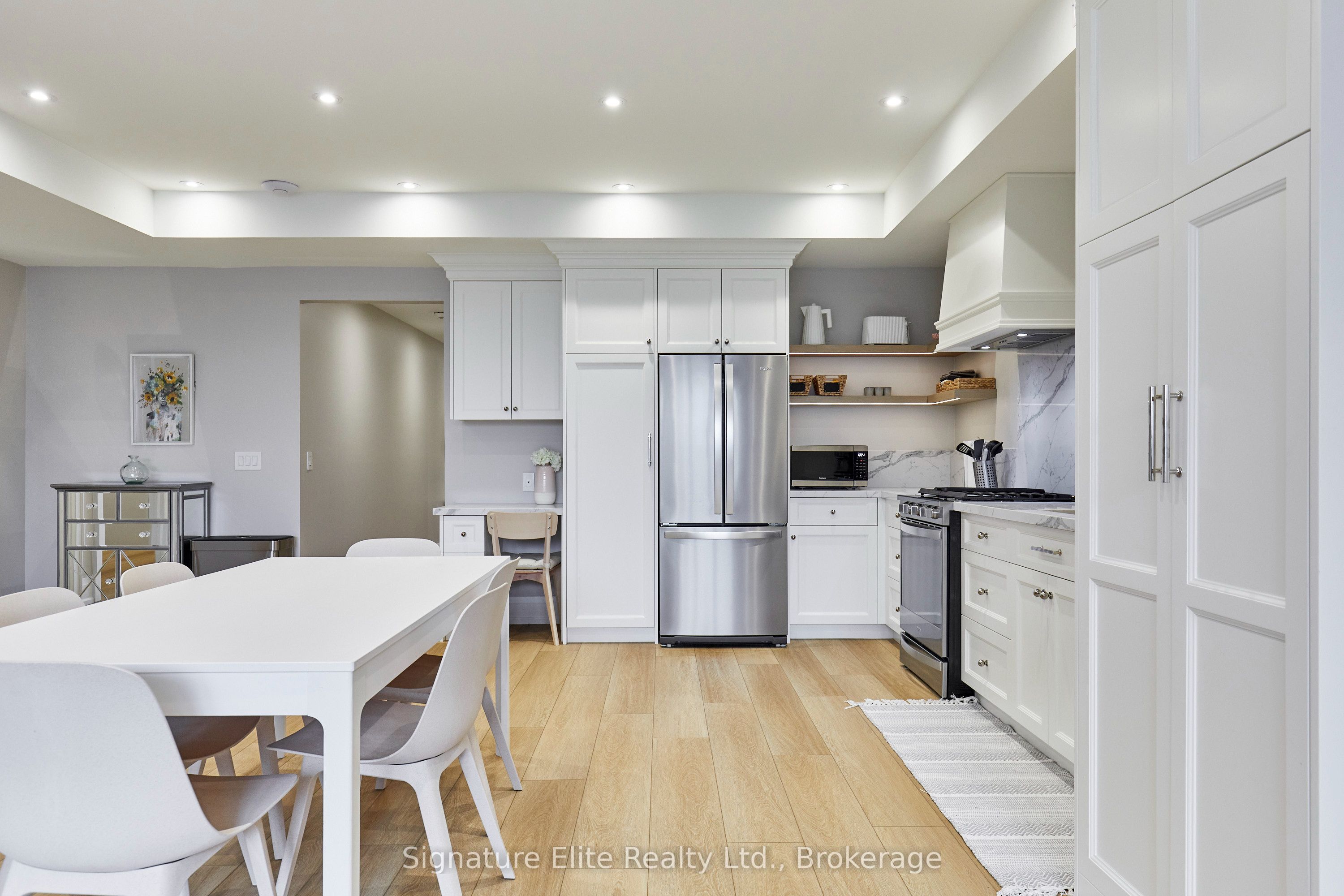 Unit Unit 2 - 30 Amesbury Drive, North York 5