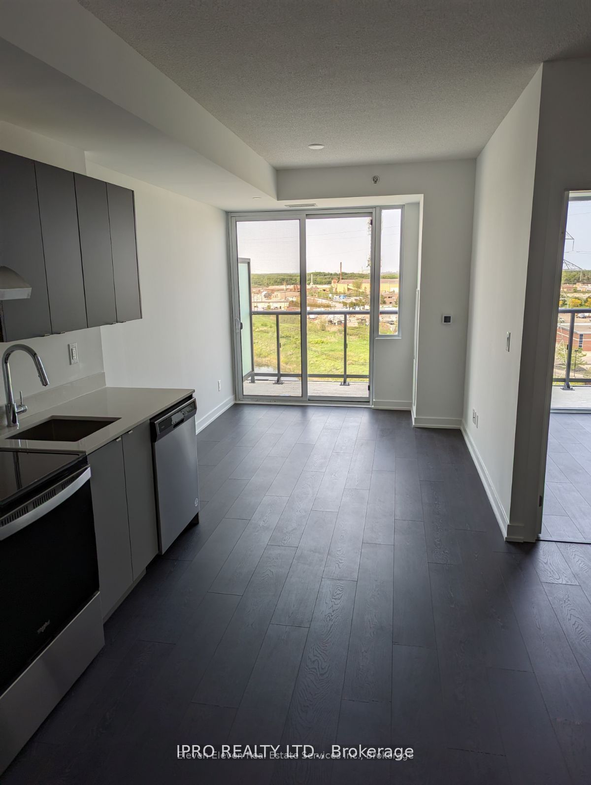 Unit B1009 - 3200 Dakota Common, Burlington 5