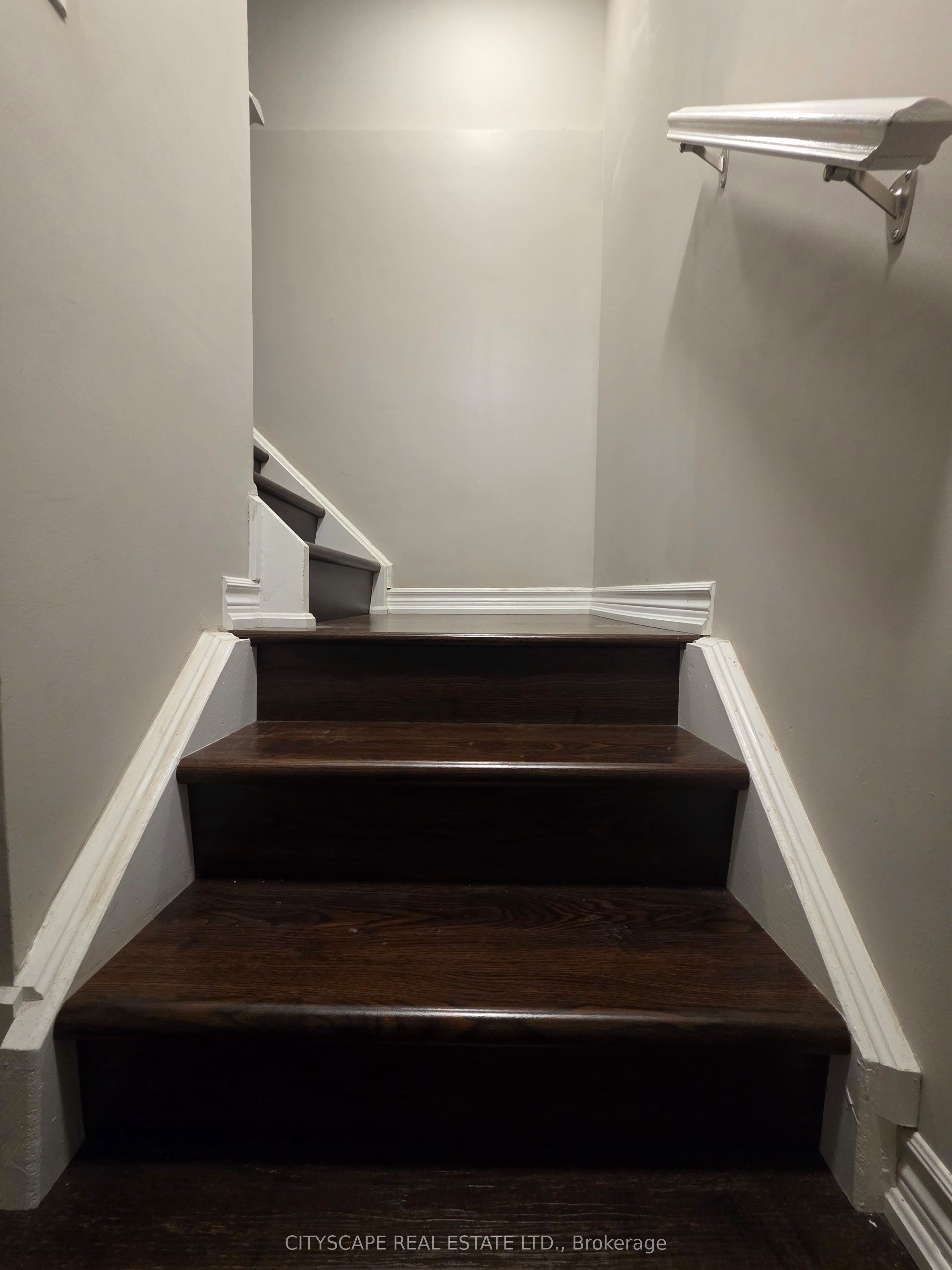 Unit Bsmt - 1209 Sandpiper Road, Oakville 3