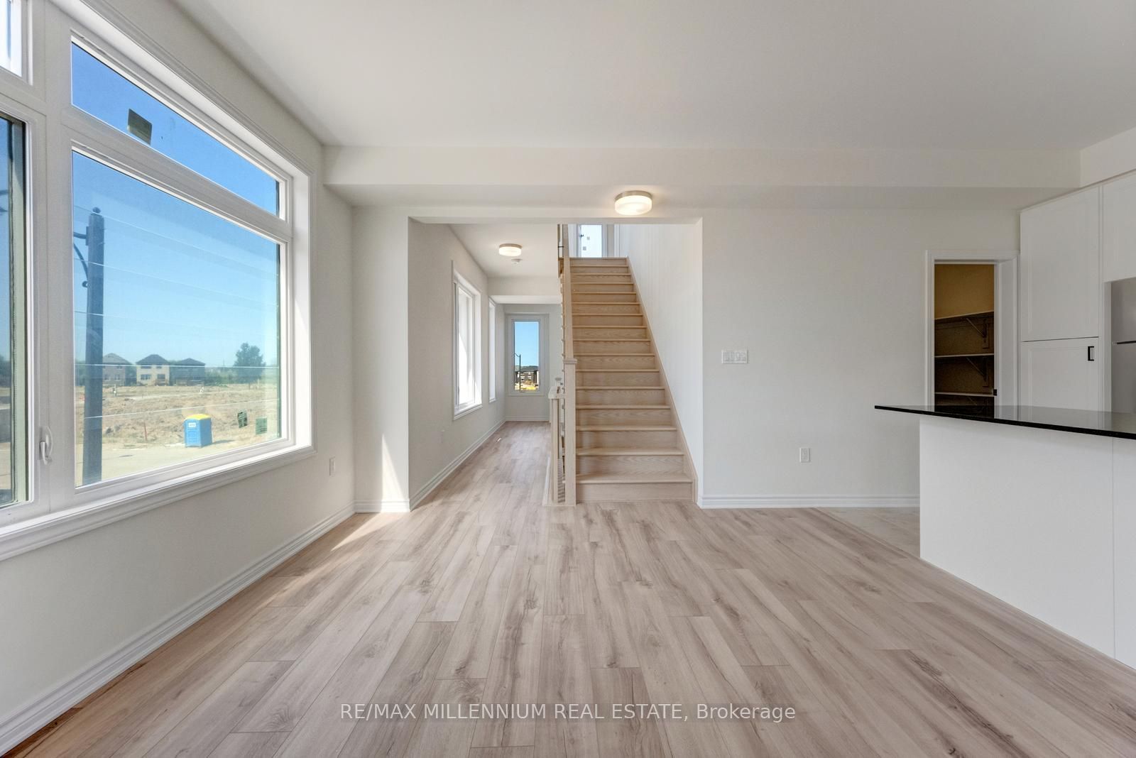 Unit Upper - 36 Thornbird Crescent, Brampton 5