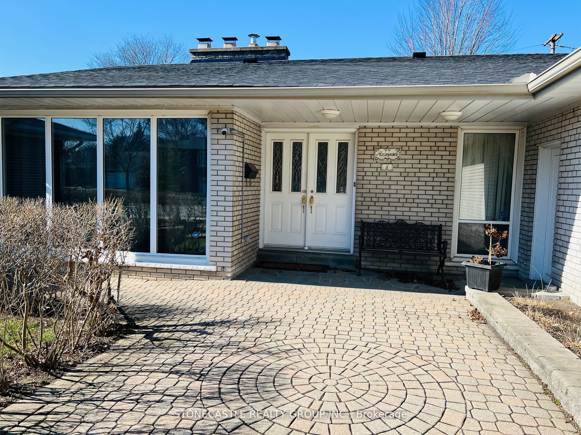 8 Hartsdale Drive, Etobicoke 2