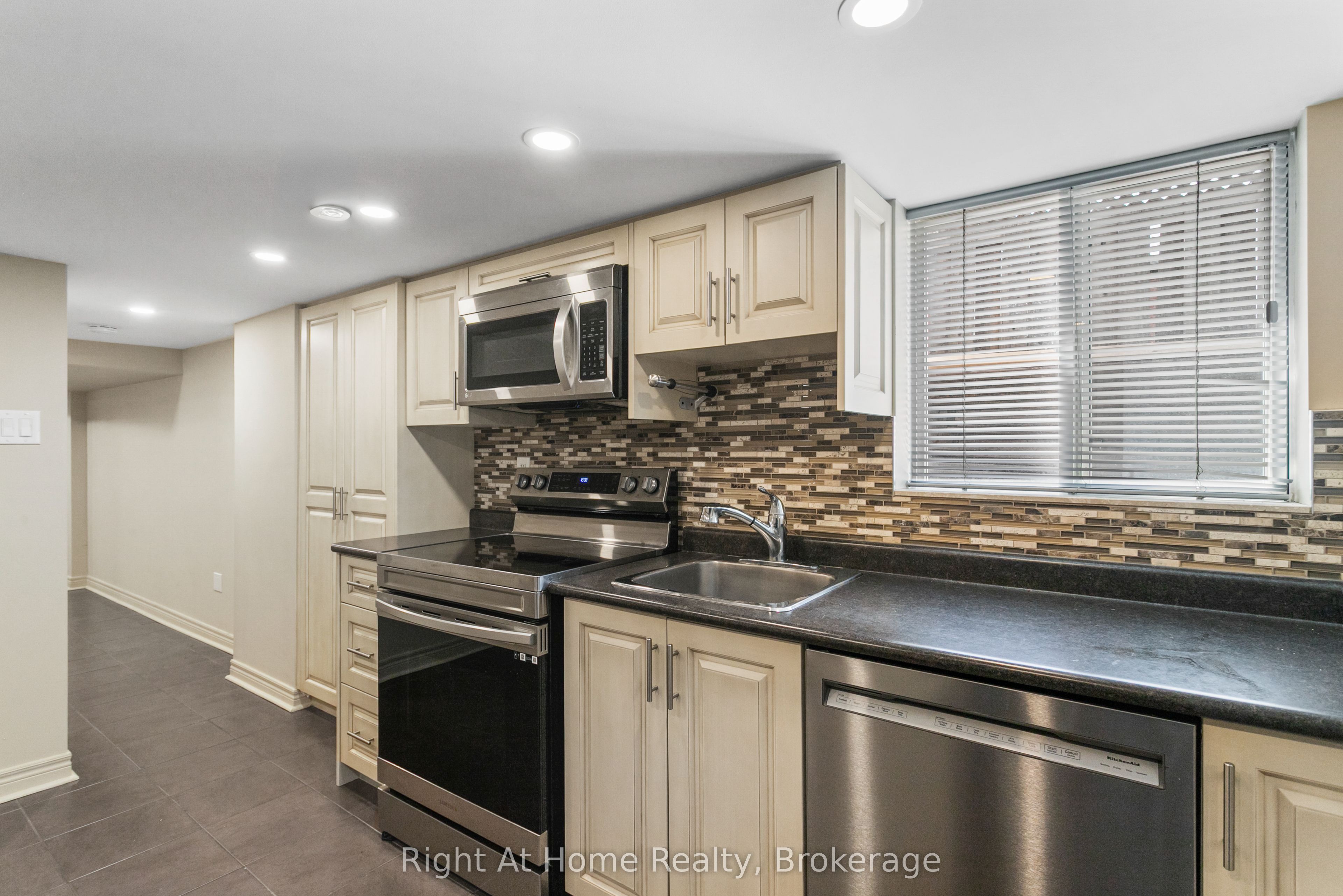 Unit Basement - 1042 St Clarens Avenue, Toronto 2