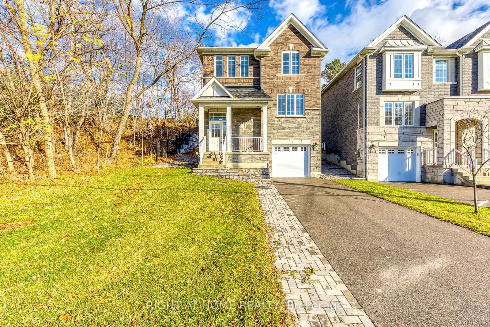 2581 Islington Avenue, Etobicoke 3