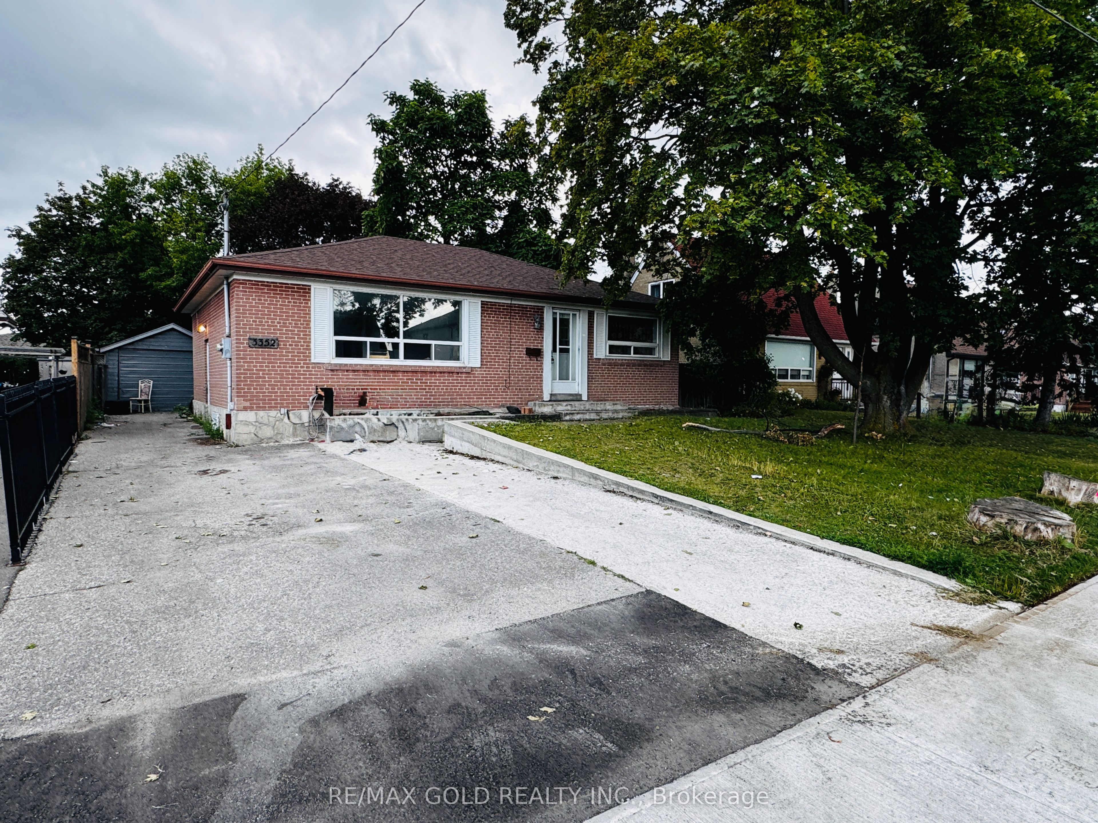 3352 Etude Drive, Mississauga 2