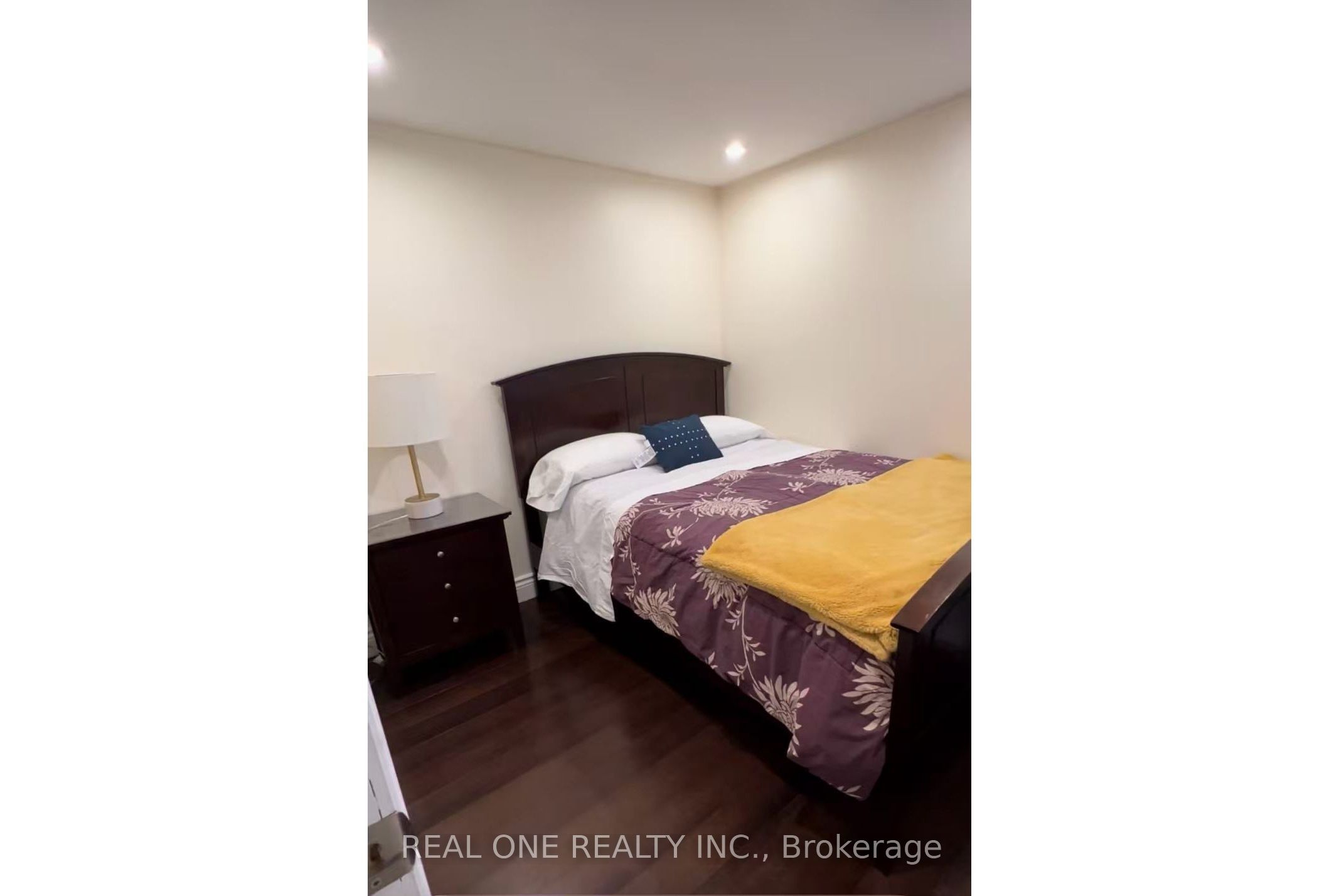 Unit Bsmt Room 1 - 58 Sewell Drive, Oakville 2