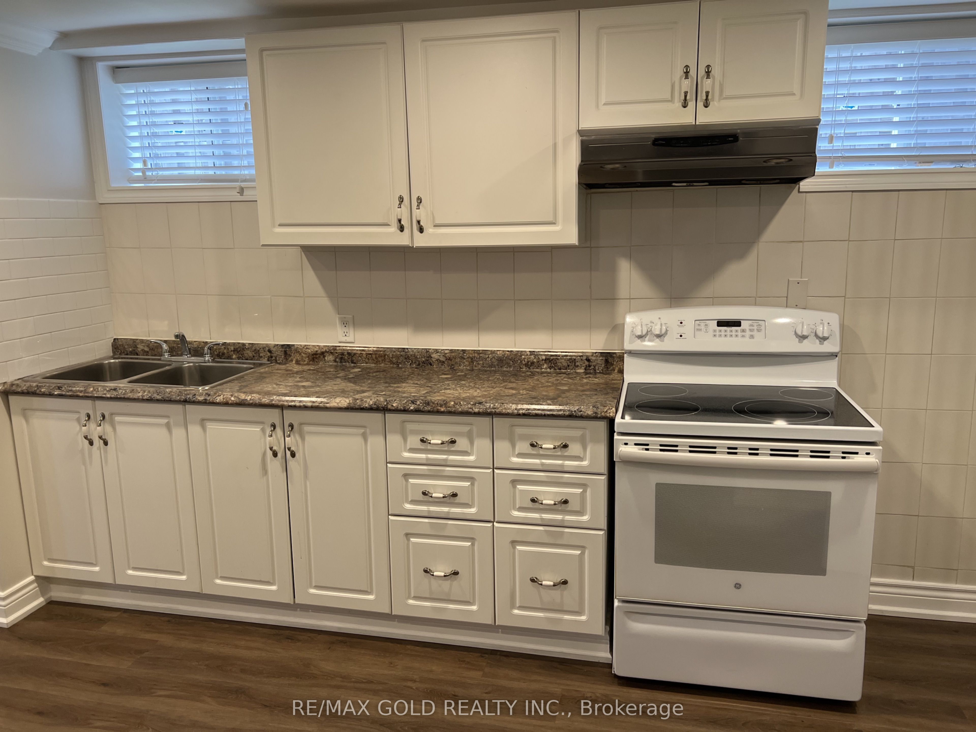 Unit Lower - 3125 Lednier Terrace, Mississauga 4