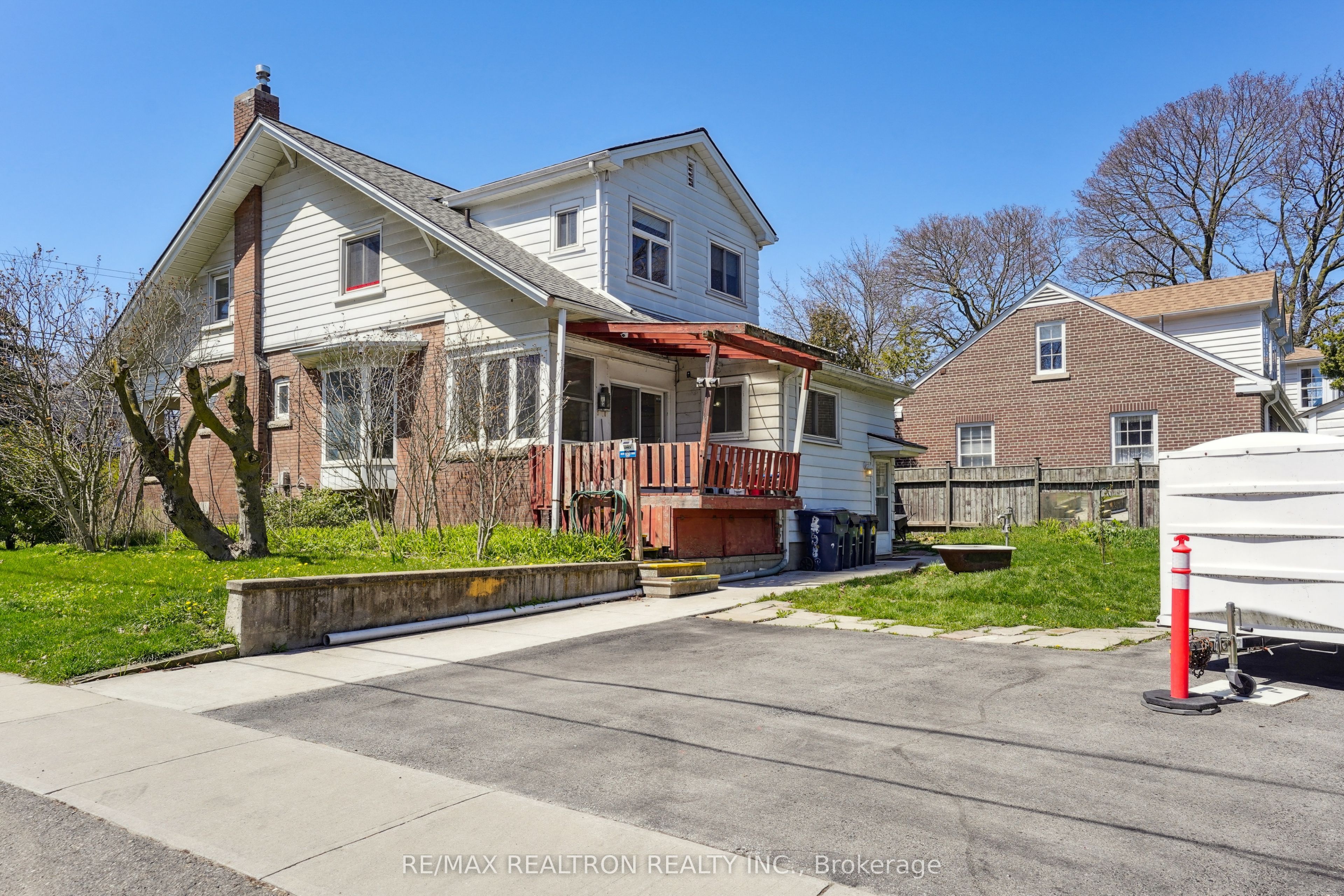 Unit Lower Level - 2585 Lake Shore Boulevard W, Etobicoke 5