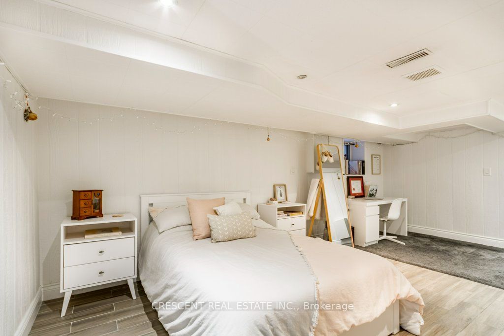 Unit Lower - 603 Saint Clarens Avenue, Toronto 3