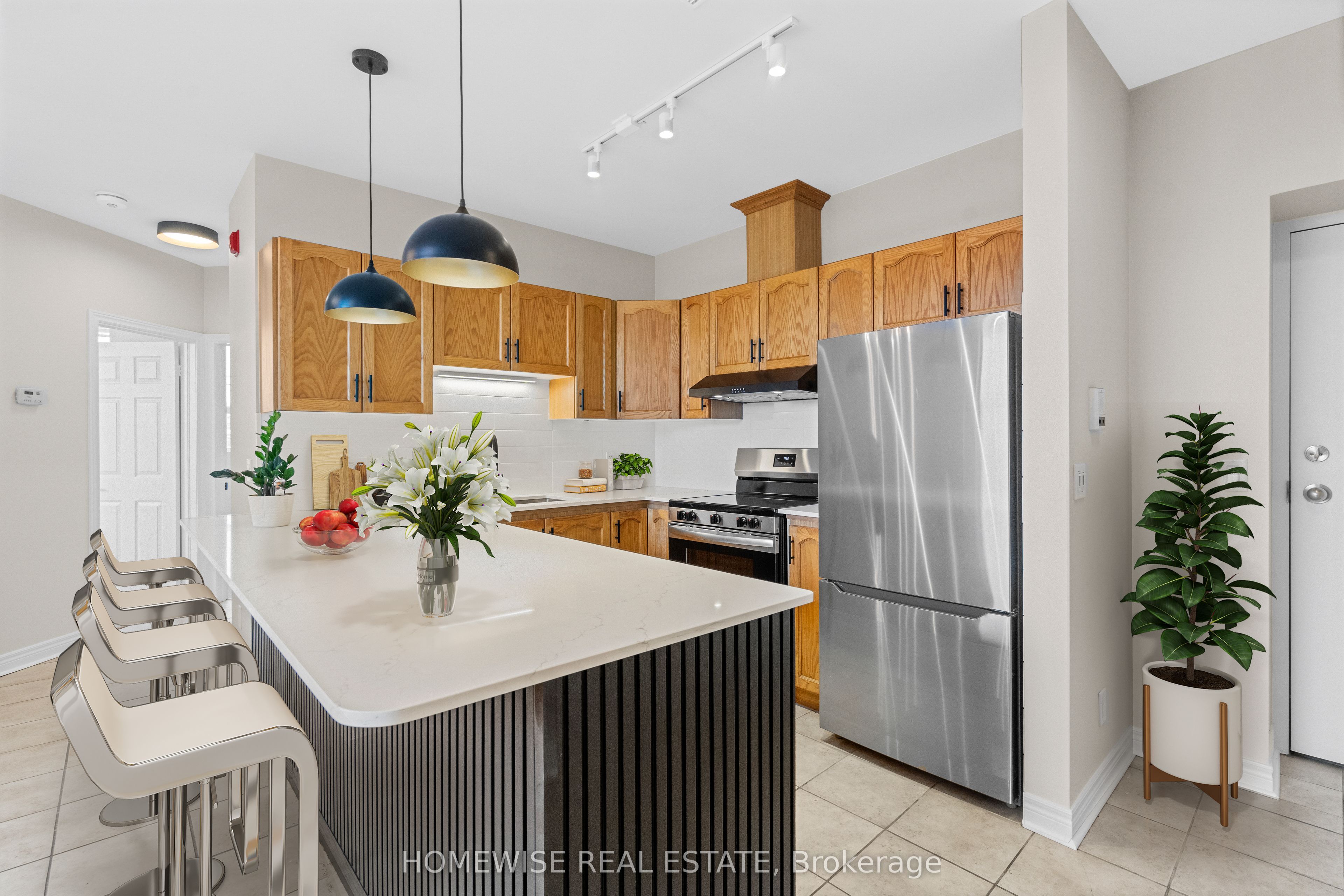 Unit 1 - 3635 Dundas Street W, Toronto 3