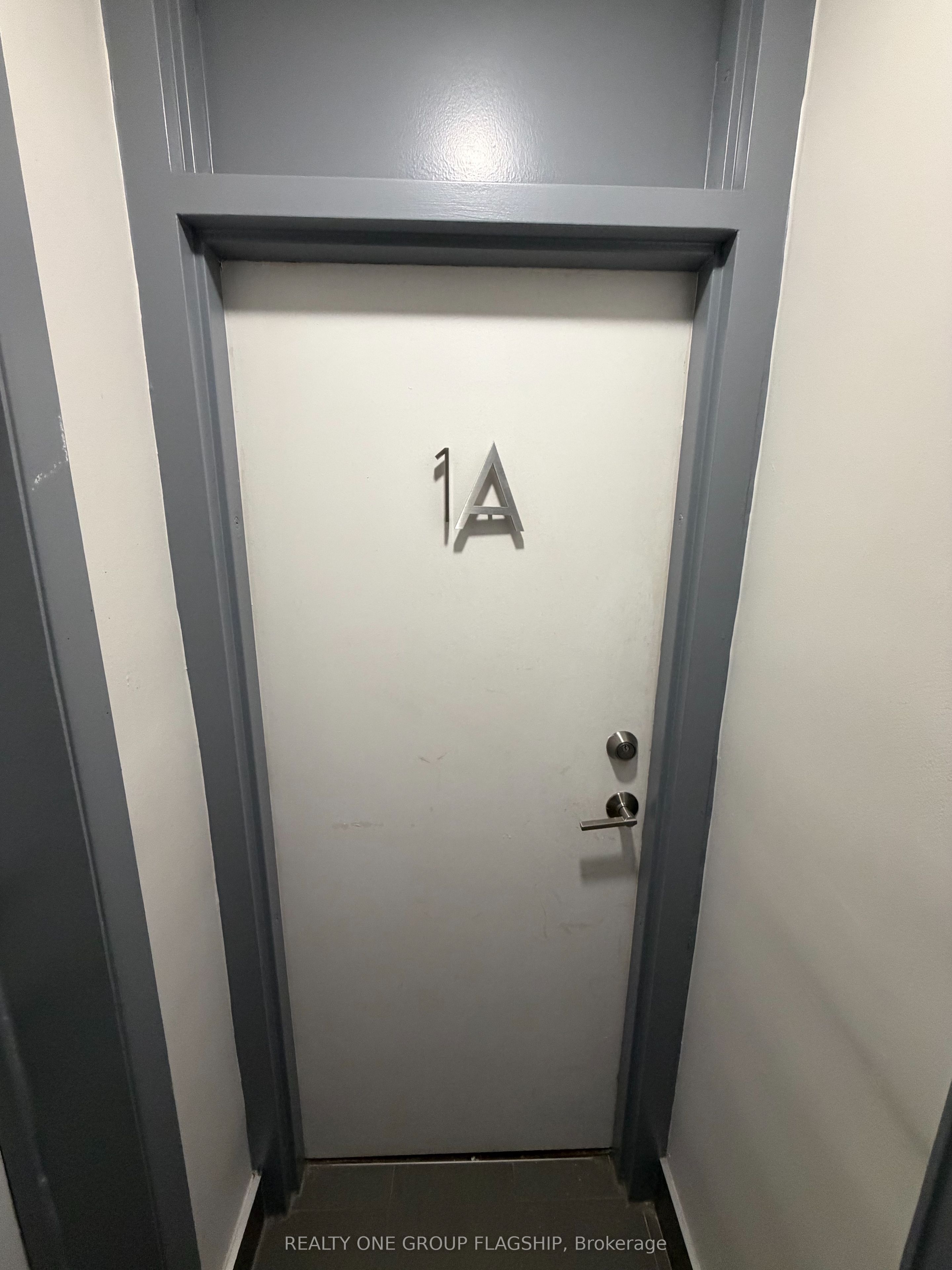 Unit 1A - 2302 Lake Shore Boulevard W, Etobicoke 4