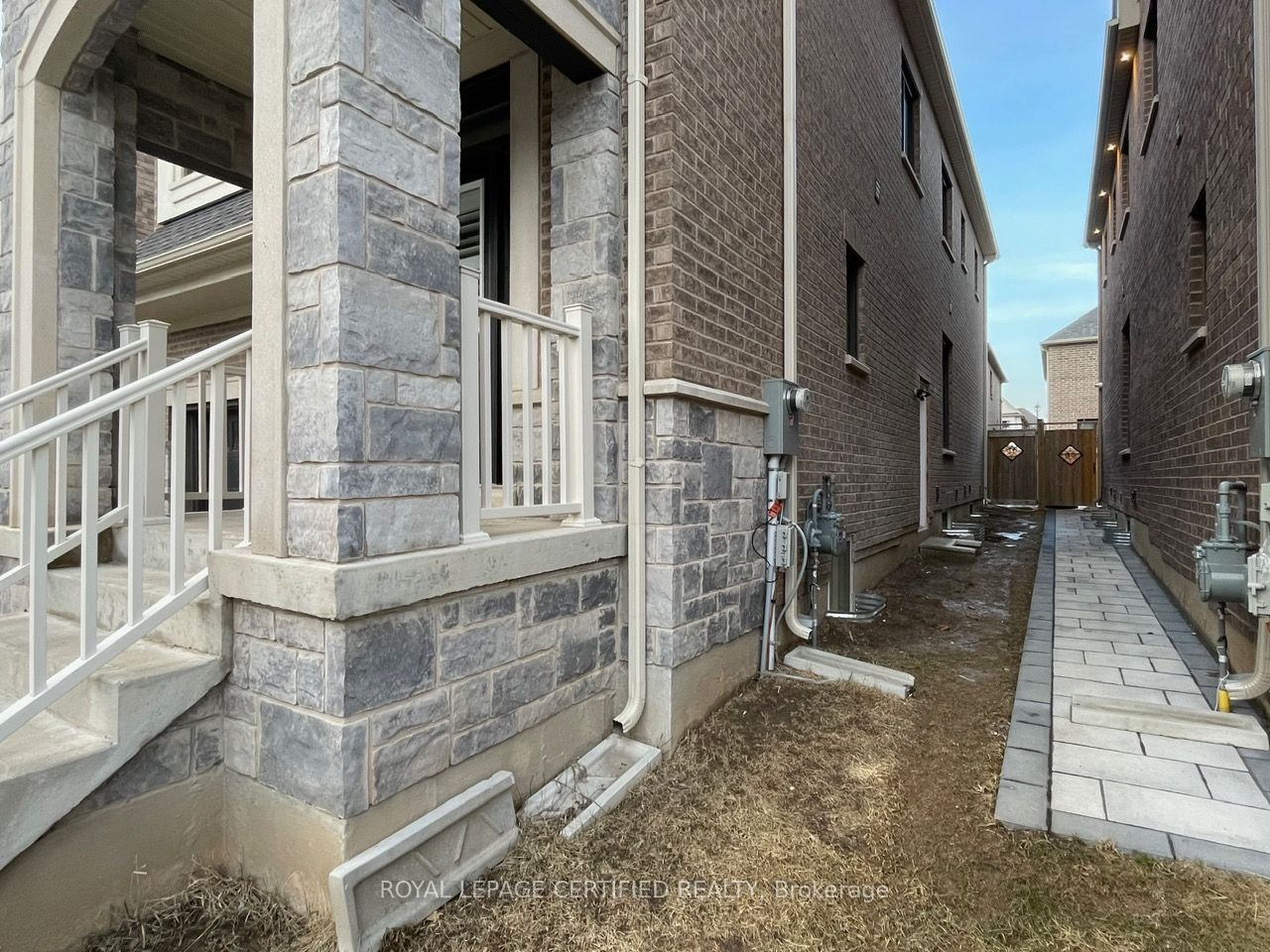 Unit Bsmt 1 - 1227 Mcphedran Point, Milton 3