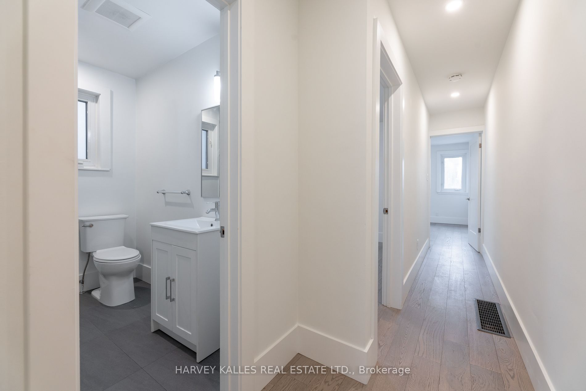 Unit 2 - 210 Christie Street, Toronto 4