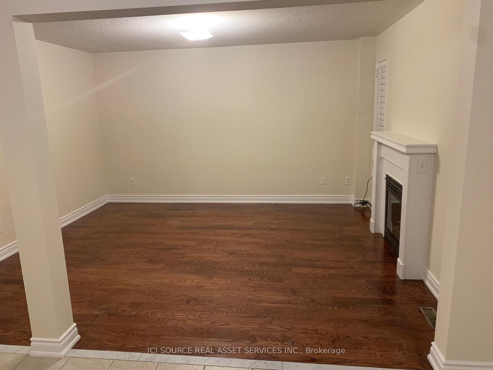 Unit Upper - 4783 Apple Blossom Circle, Mississauga 2