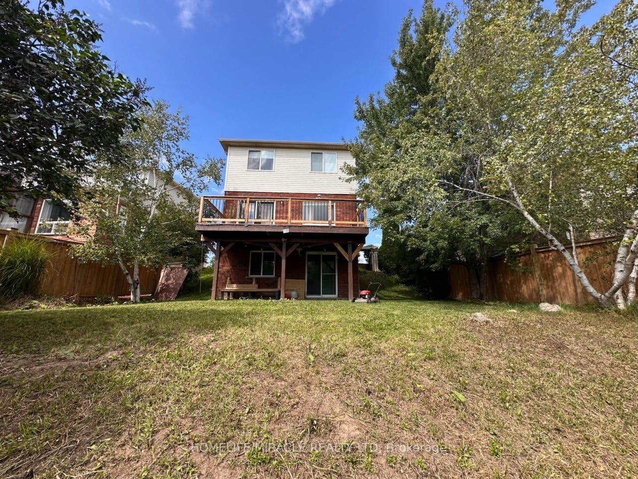 50 Buckingham Street, Orangeville 1