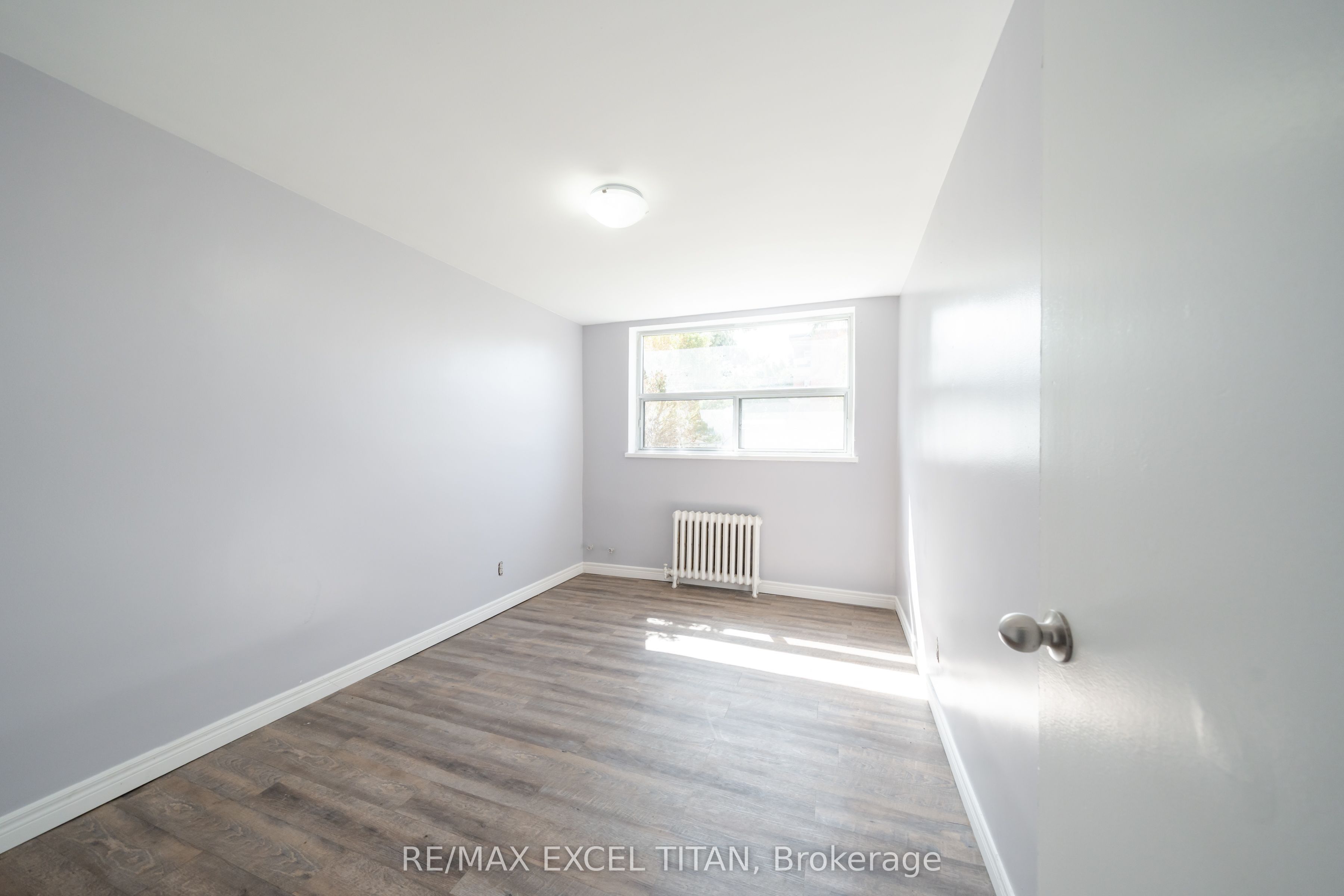 Unit 10 - 799 Robinson Street, Burlington 5