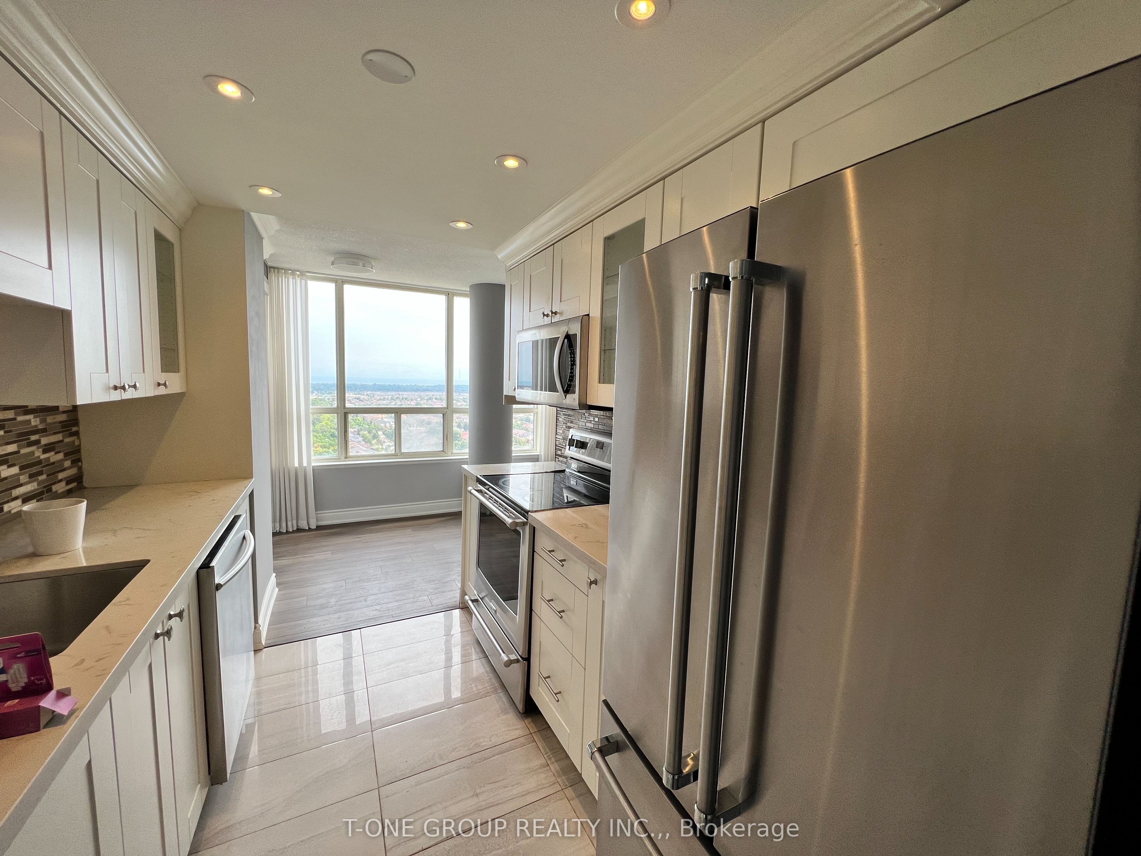 Unit 2103 - 400 Webb Drive, Mississauga 2