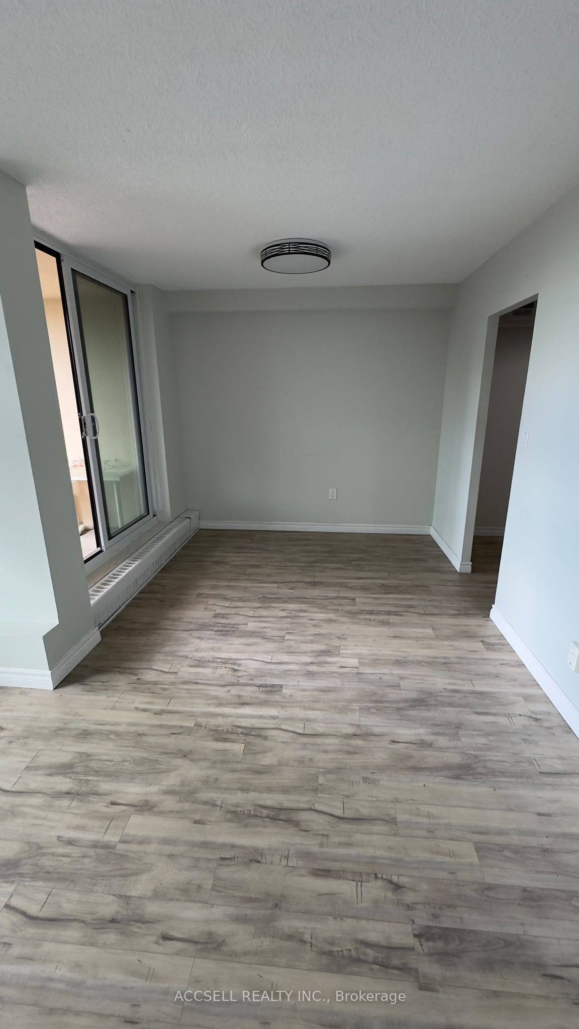 Unit 412 - 335 Driftwood Avenue, North York 5