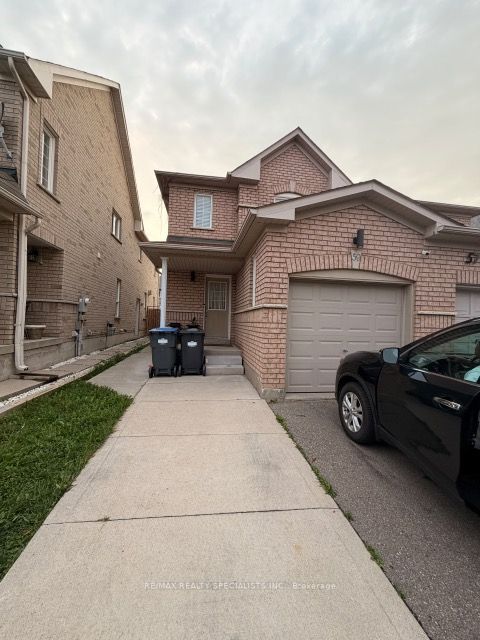 59 Cadillac Crescent, Brampton 2