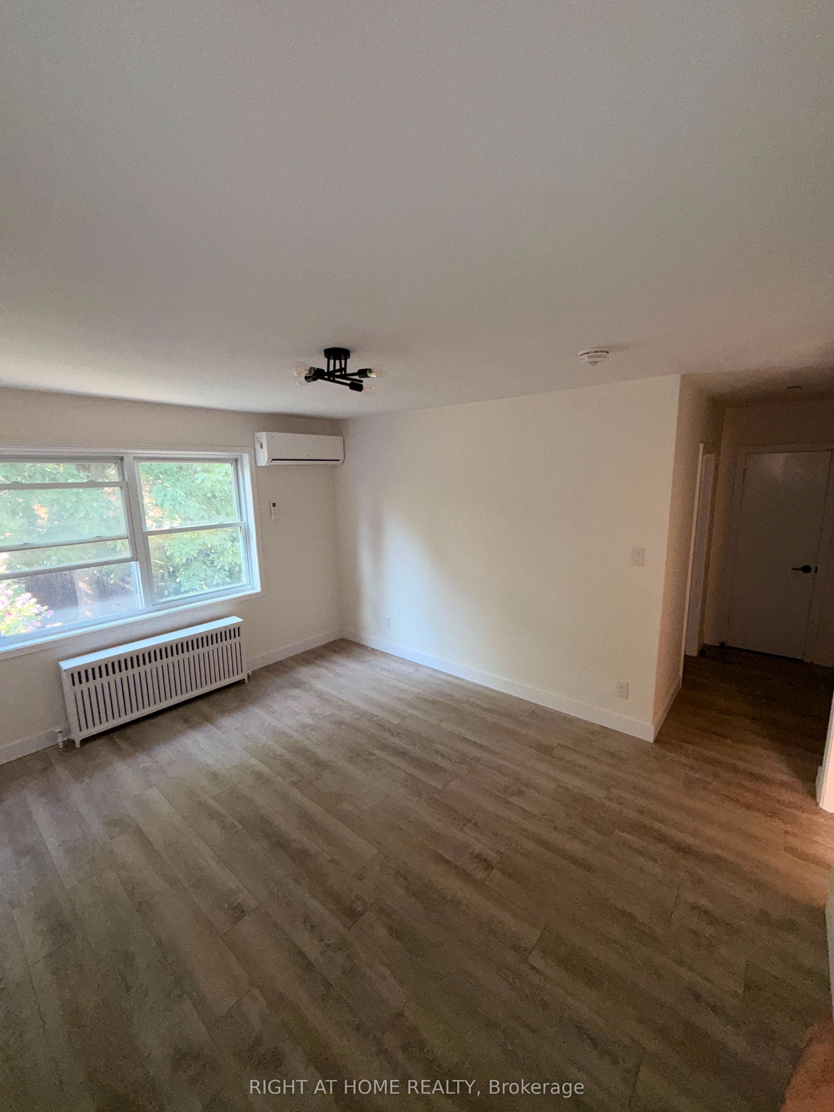 Unit 203 - 3384 Lake Shore Boulevard W, Etobicoke 5